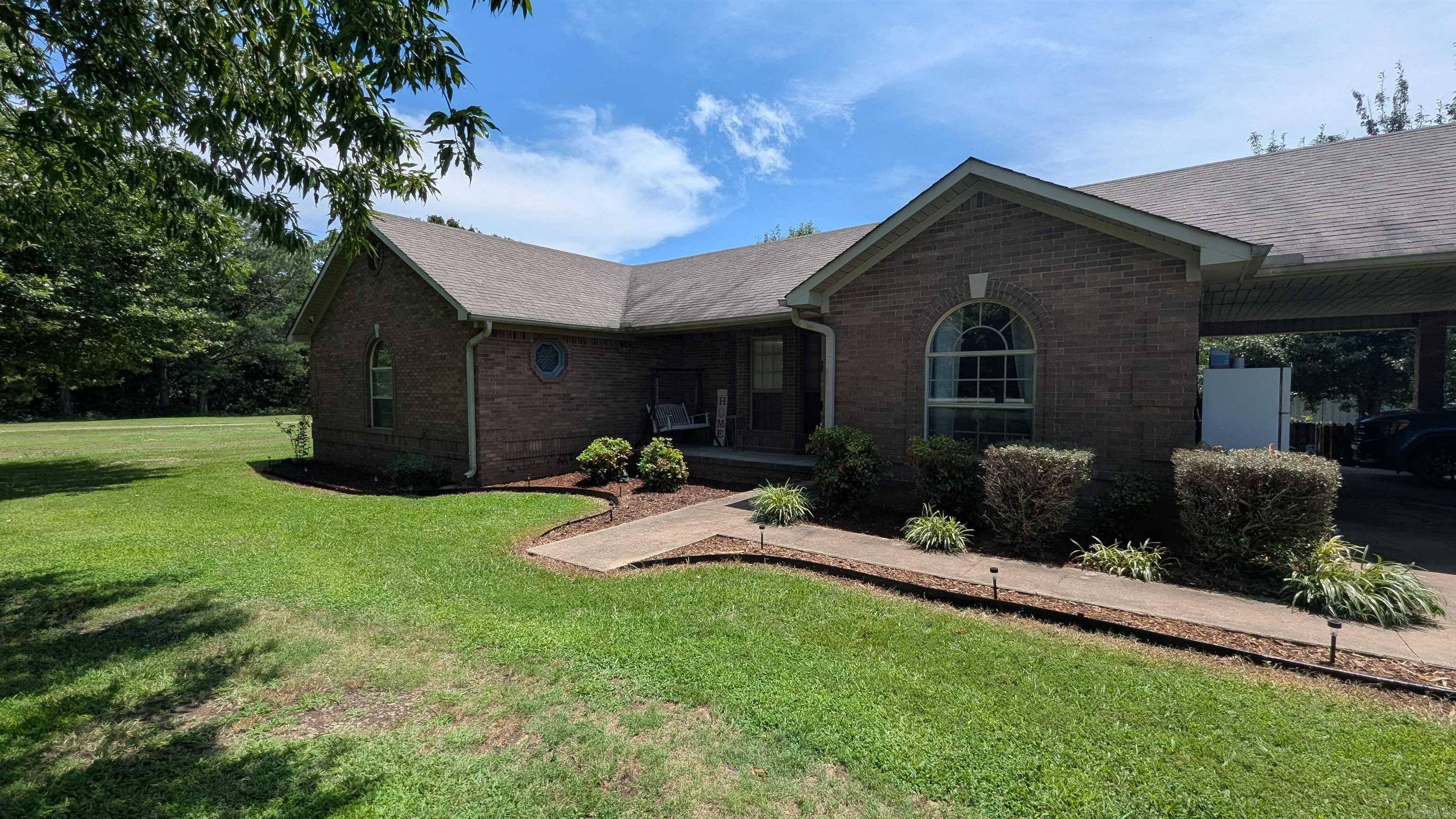 1038 Velvet Ridge Road Bradford, AR 72020