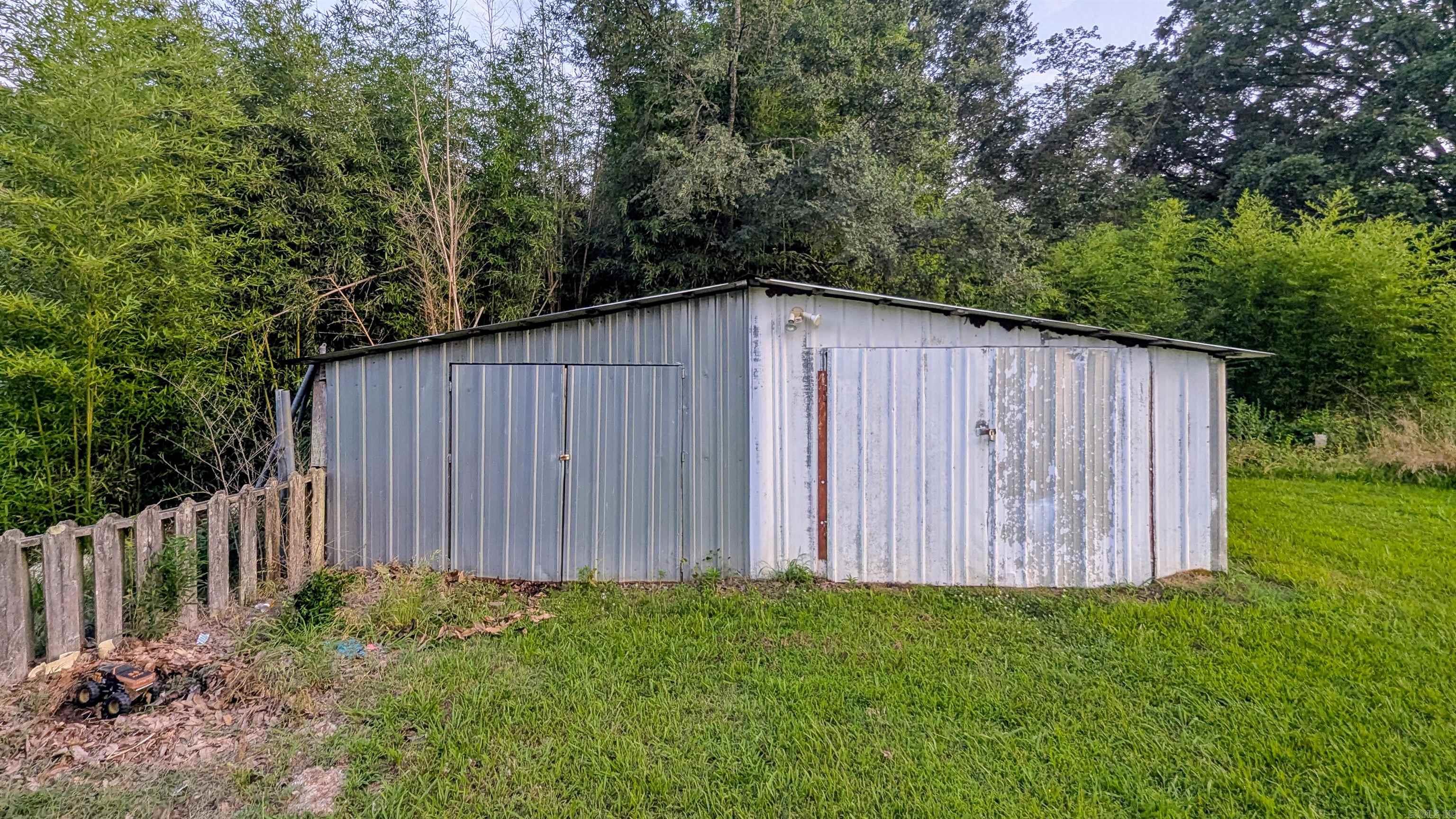1038 Velvet Ridge  Bradford, AR