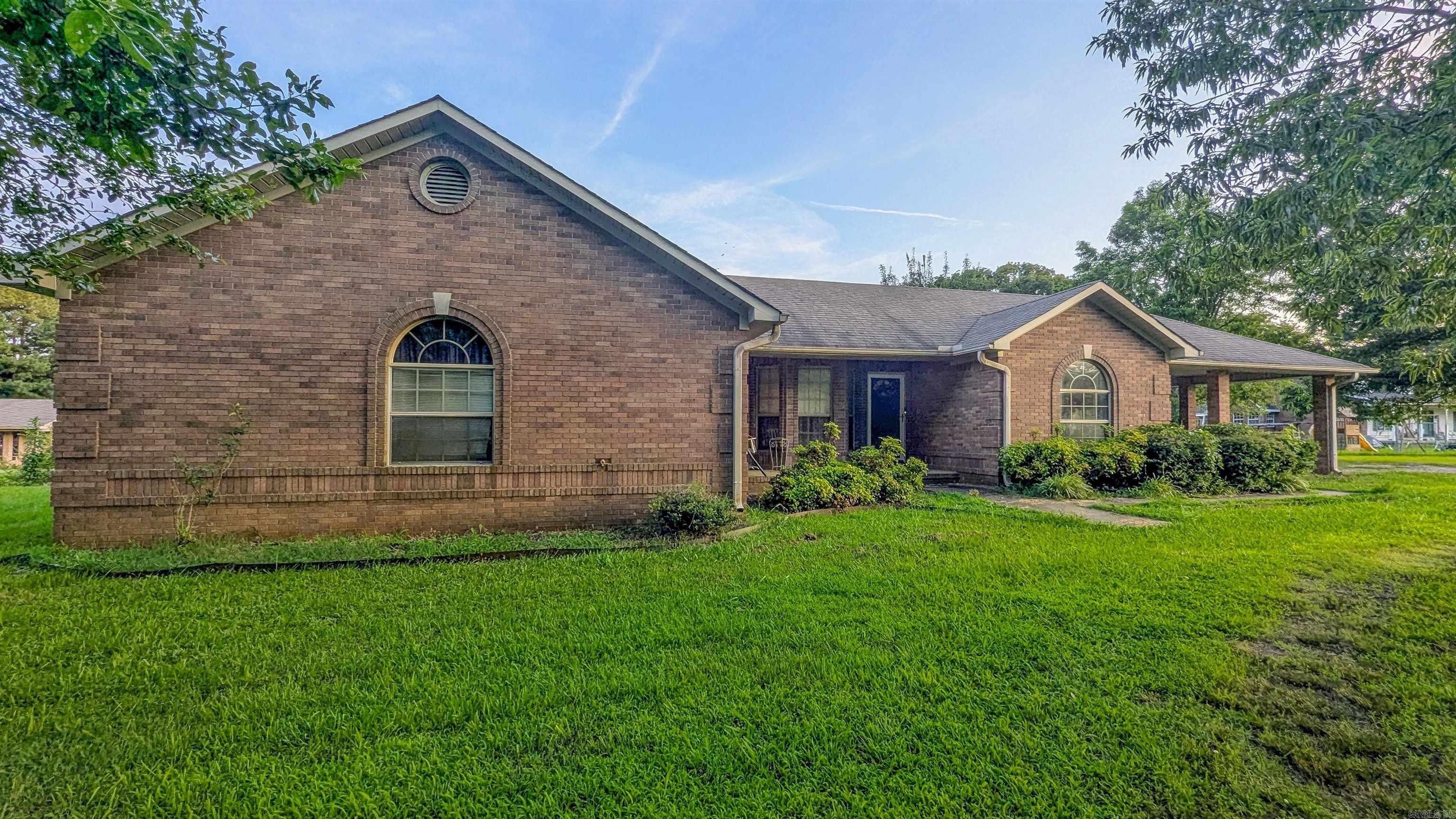 1038 Velvet Ridge  Bradford, AR