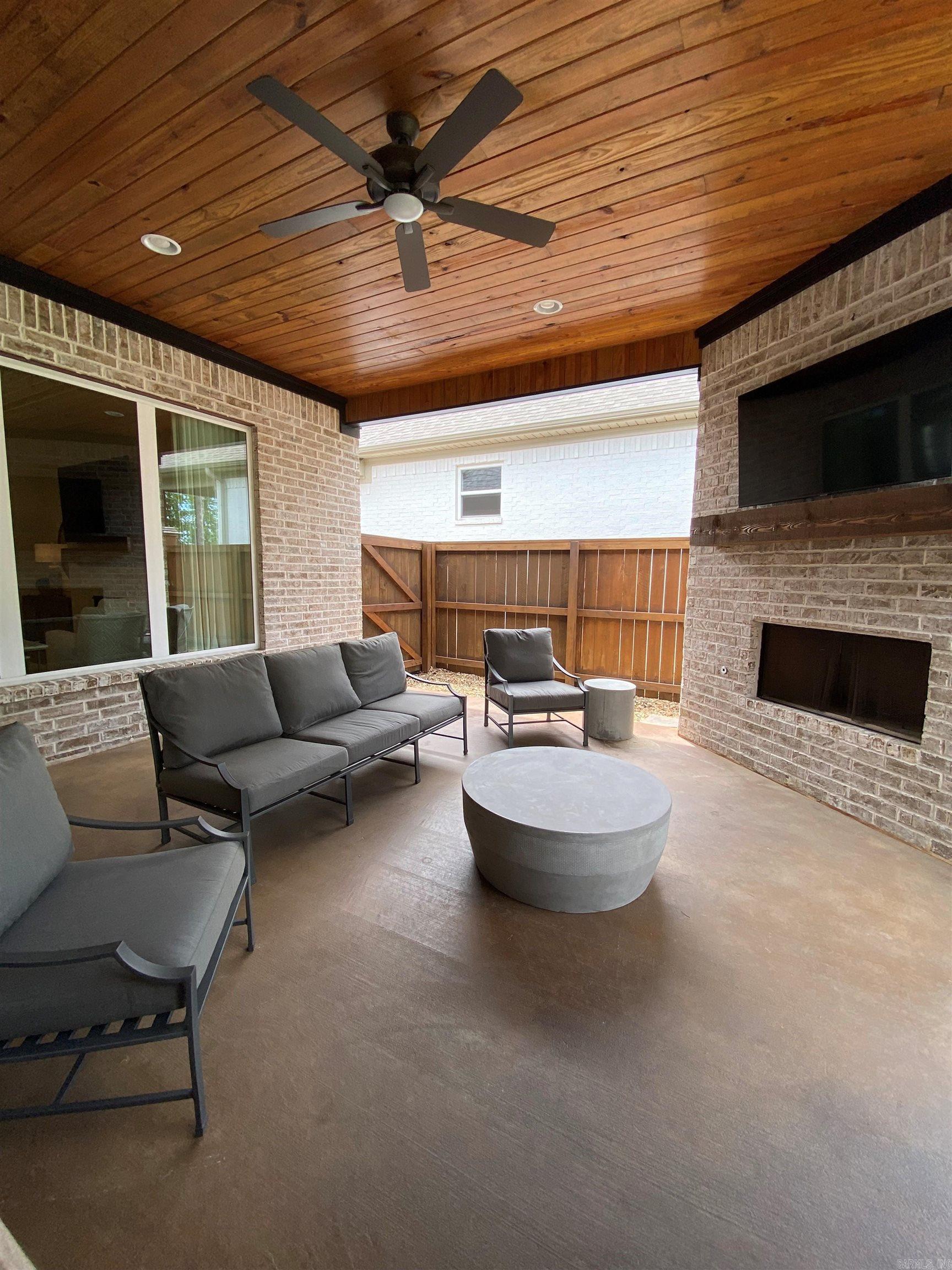 310 Rosemary Way  Little Rock, AR