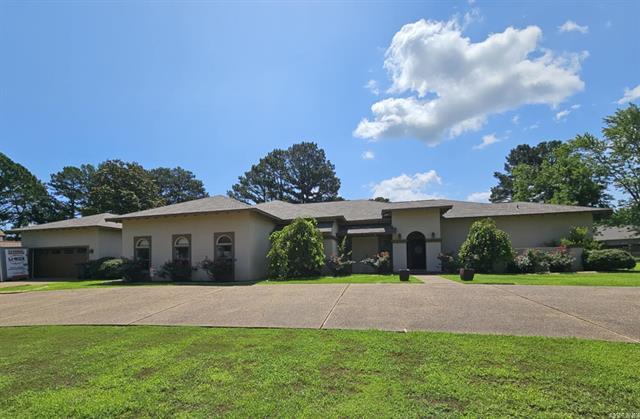 915  Foxwood  Jacksonville, AR