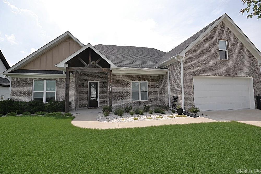 7445 Northwood  Benton, AR