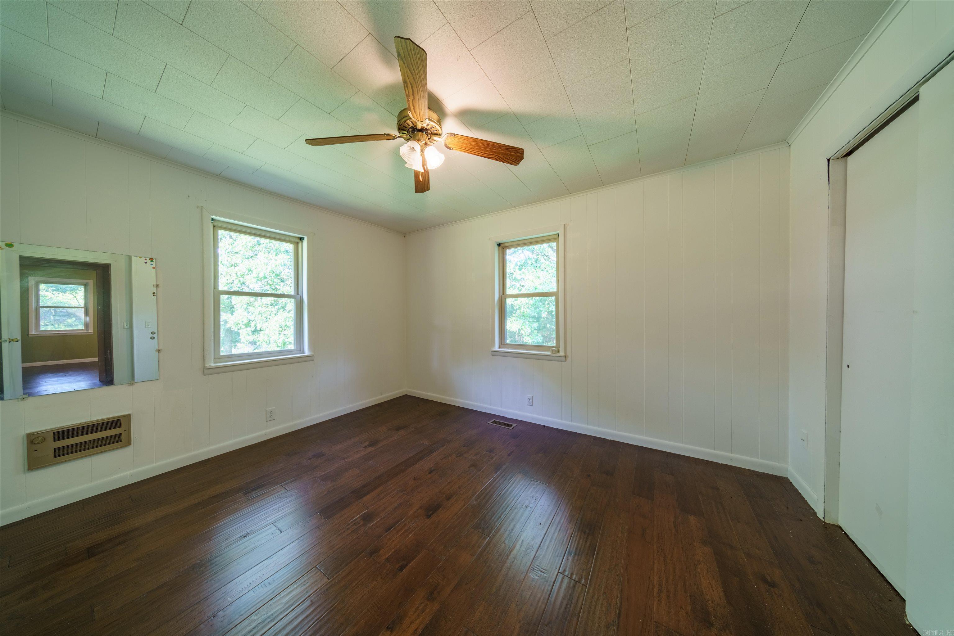 2389 Newport Rd  Batesville, AR