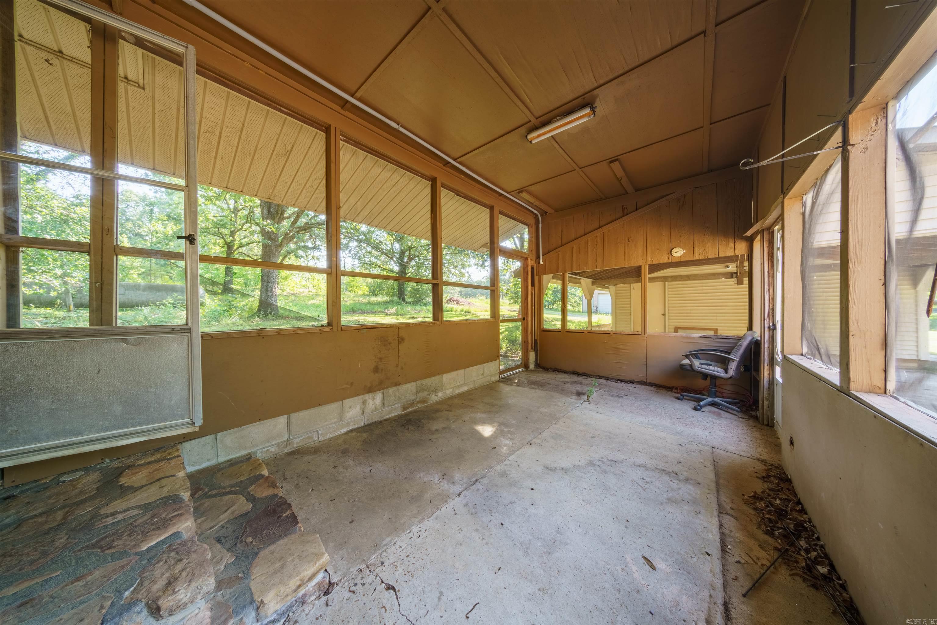 2389 Newport Rd  Batesville, AR