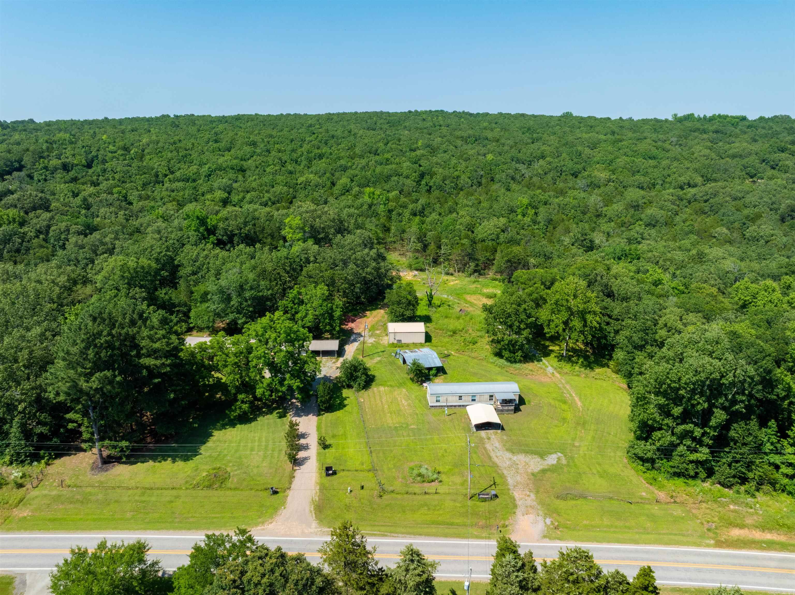 2389 Newport Rd  Batesville, AR