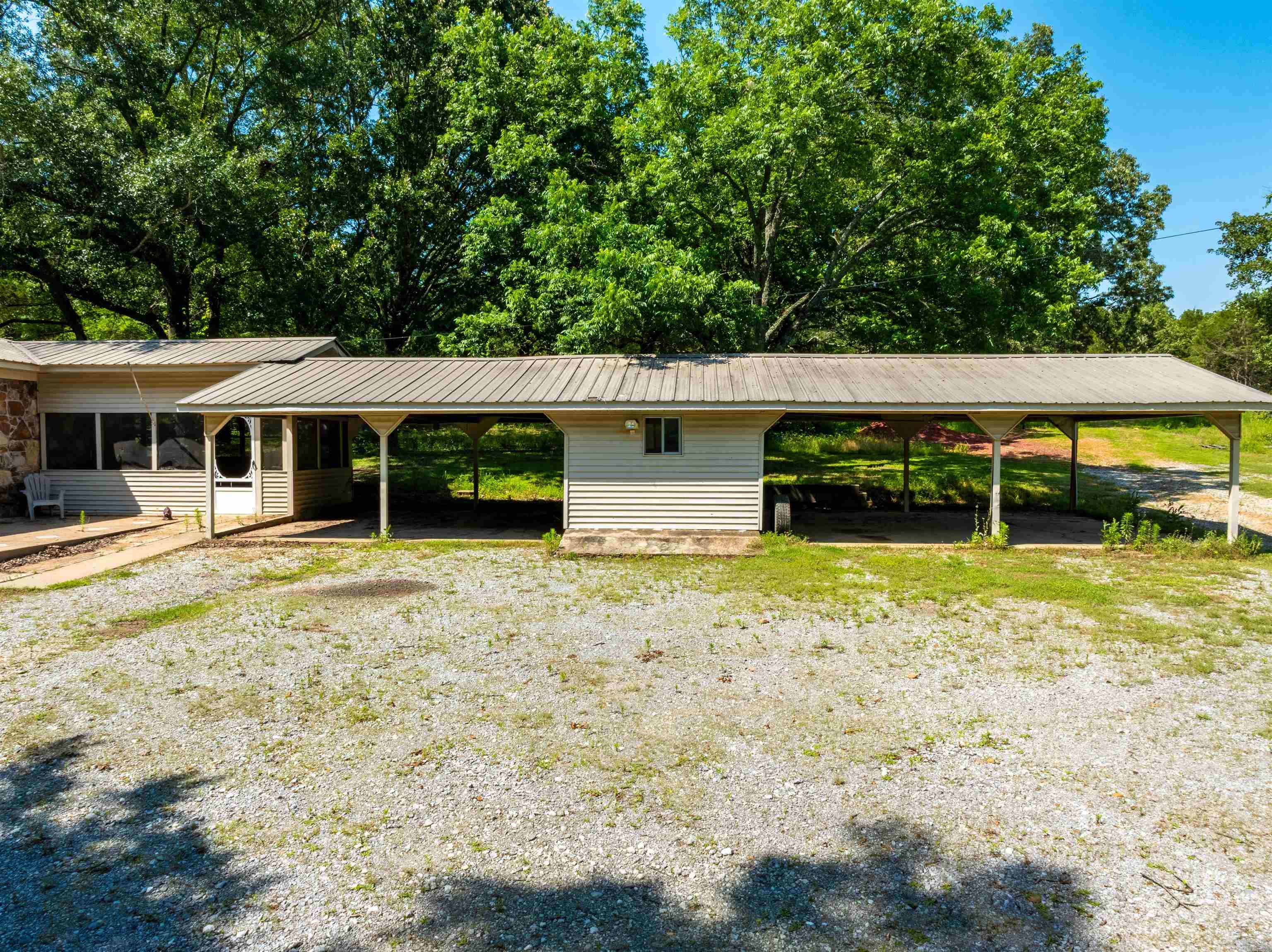 2389 Newport Rd  Batesville, AR