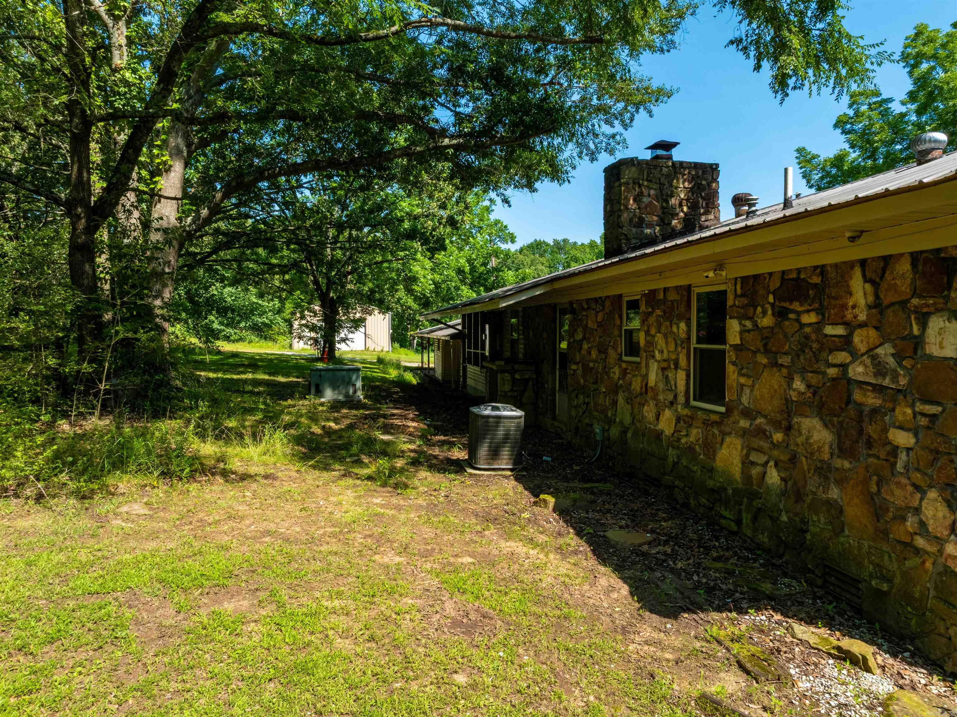 2389 Newport Rd  Batesville, AR