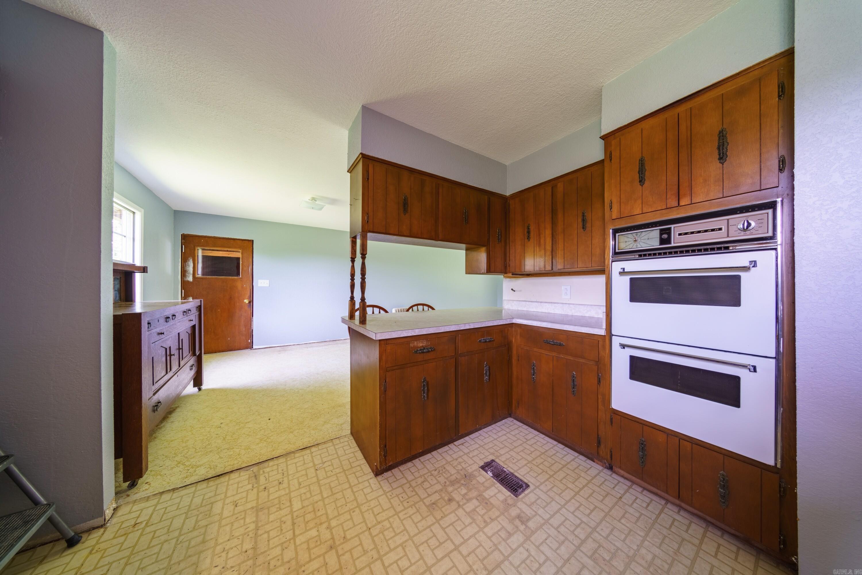 56 Mac Ln  Evening Shade, AR