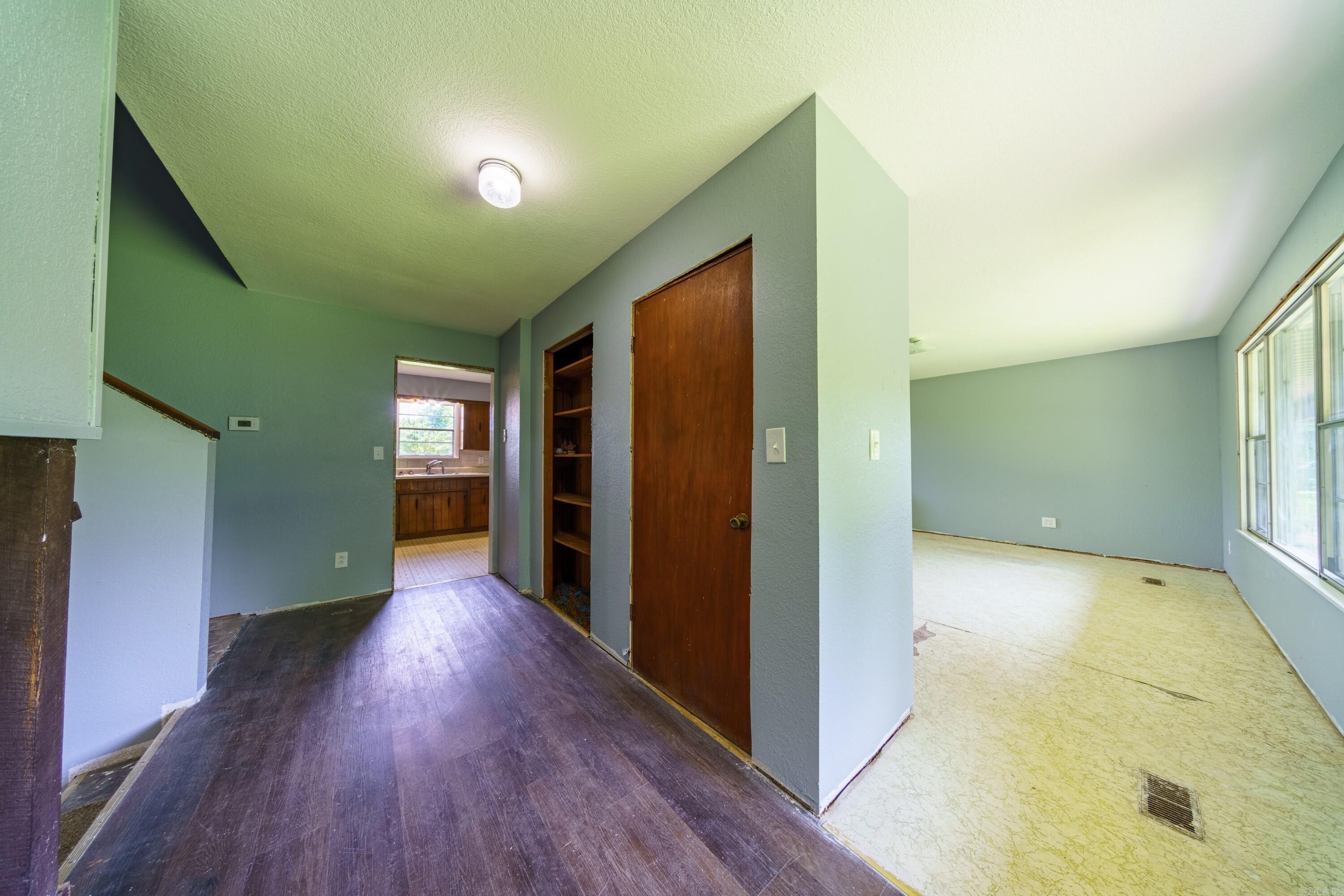 56 Mac Ln  Evening Shade, AR