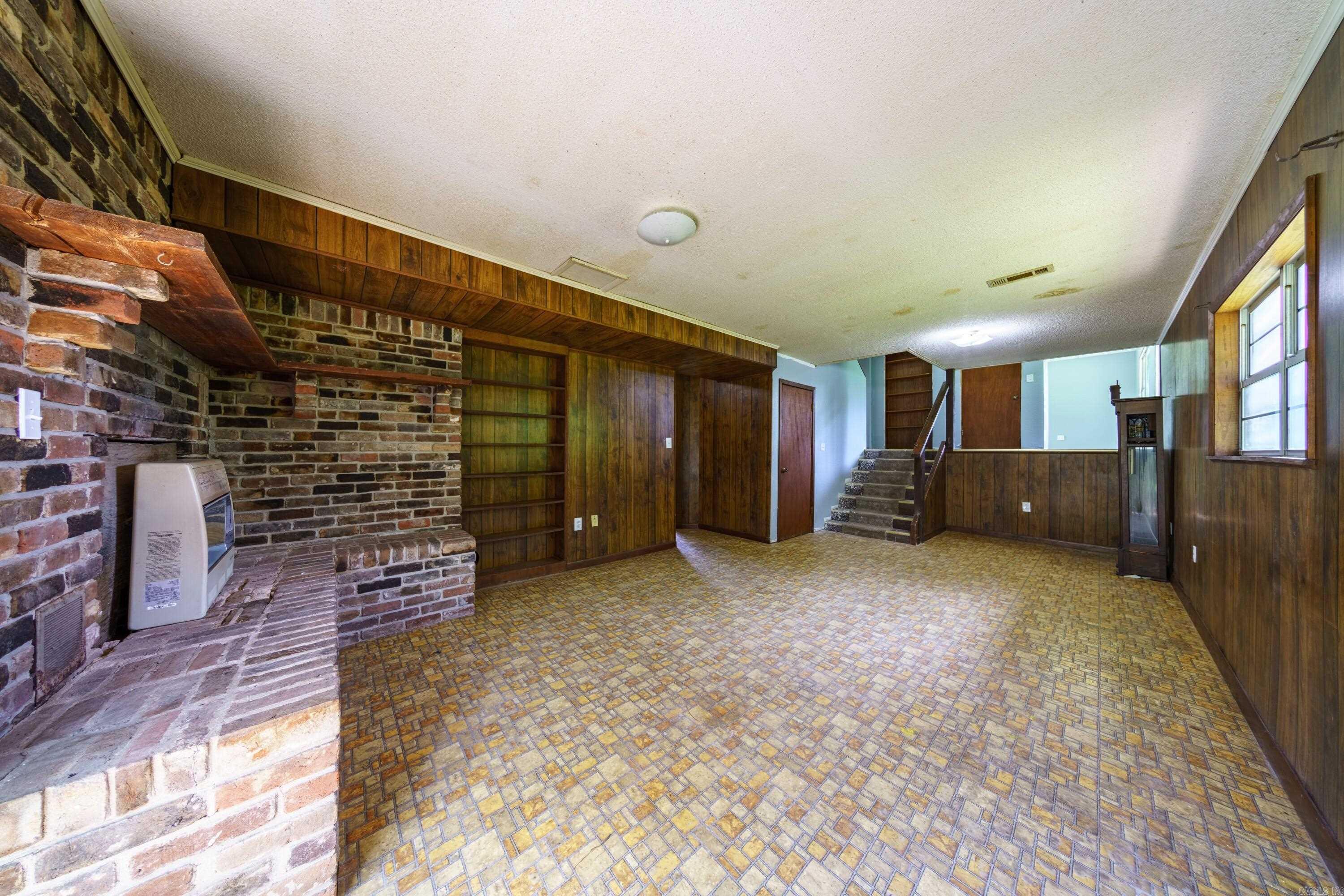 56 Mac Ln  Evening Shade, AR