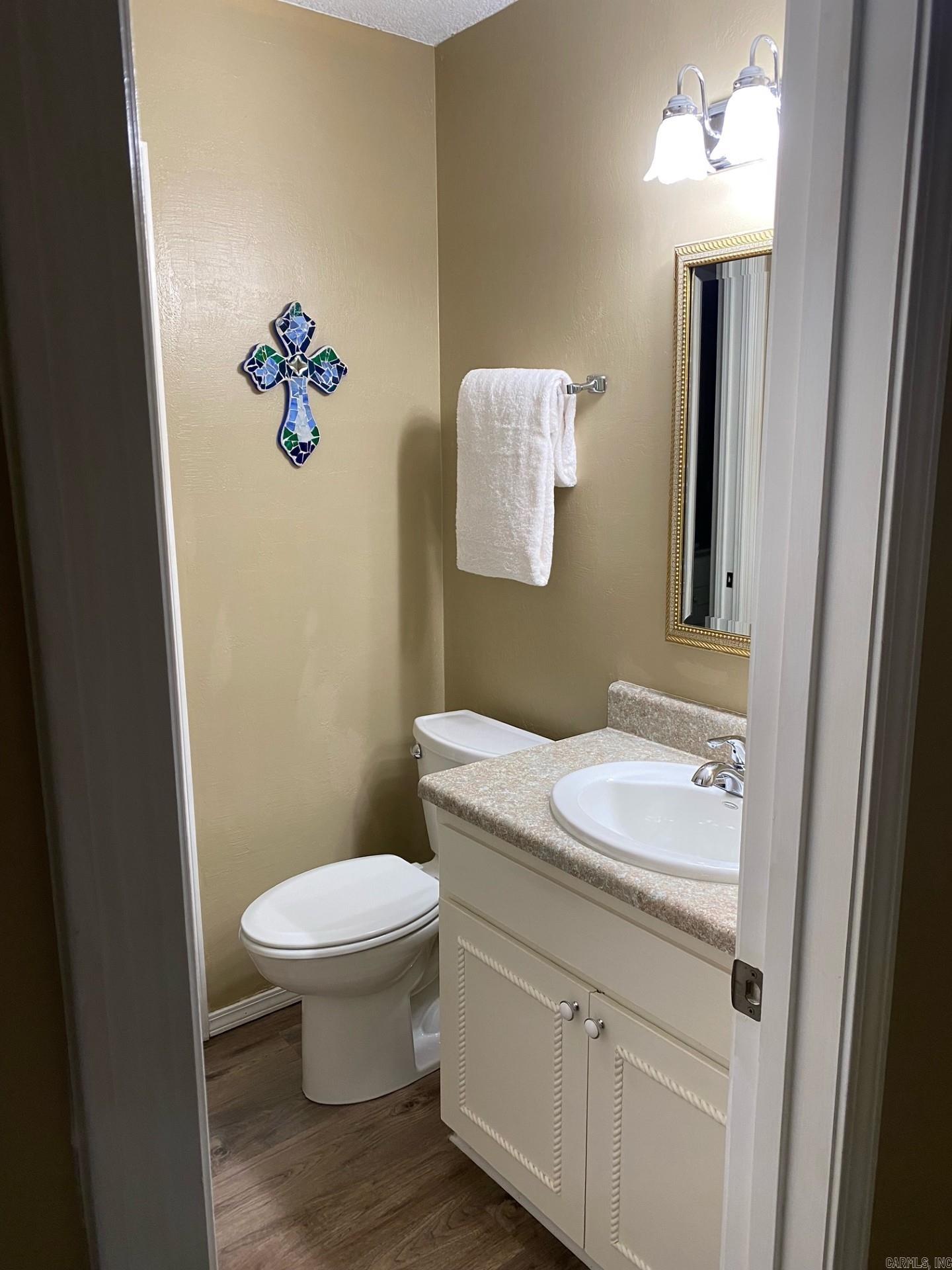 8 Lindsay Ln  Hot Springs Village, AR