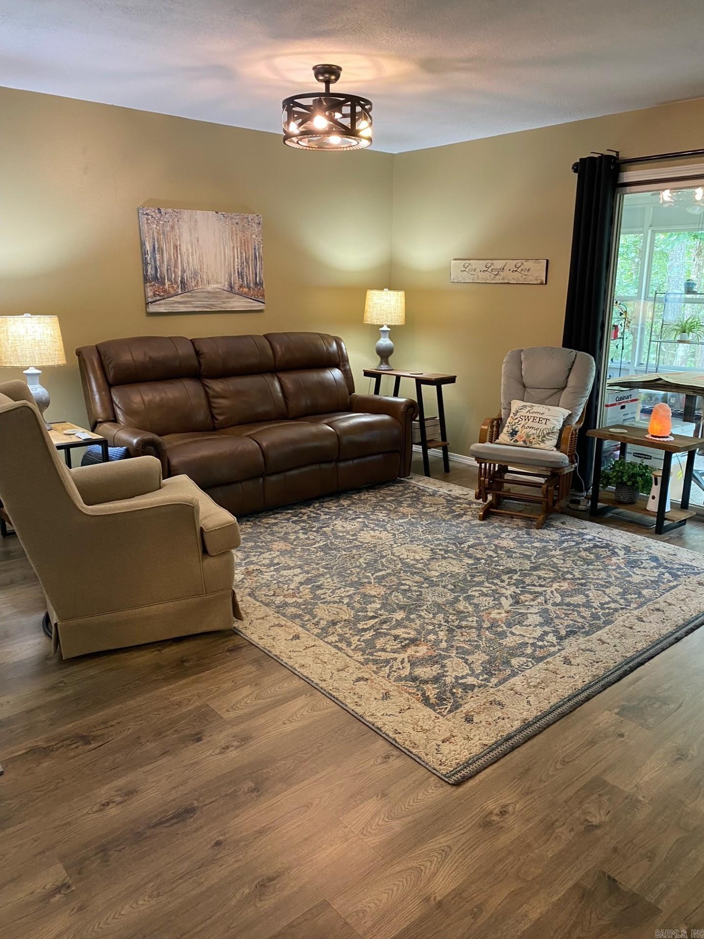 8 Lindsay Ln  Hot Springs Village, AR