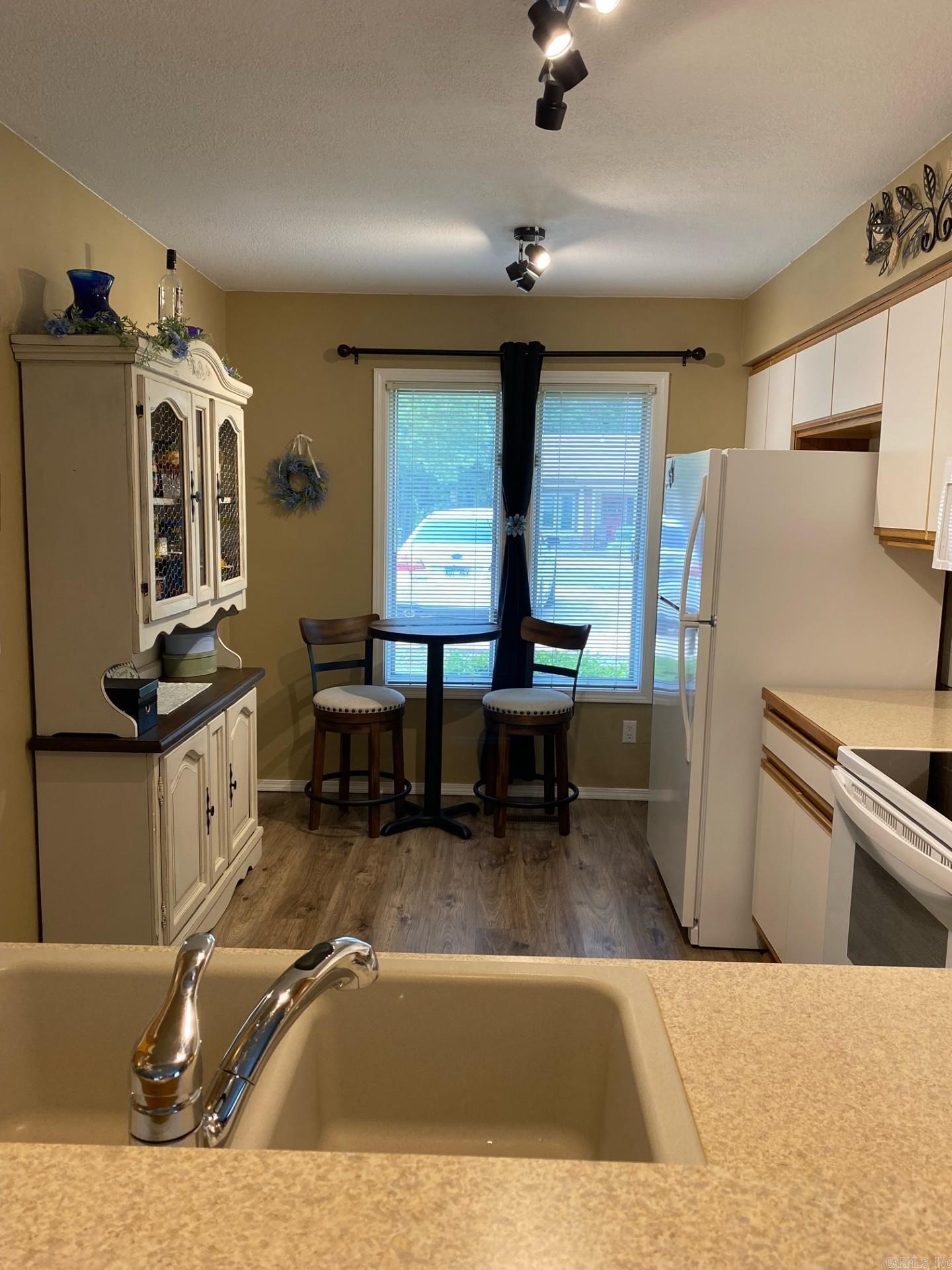 8 Lindsay Ln  Hot Springs Village, AR