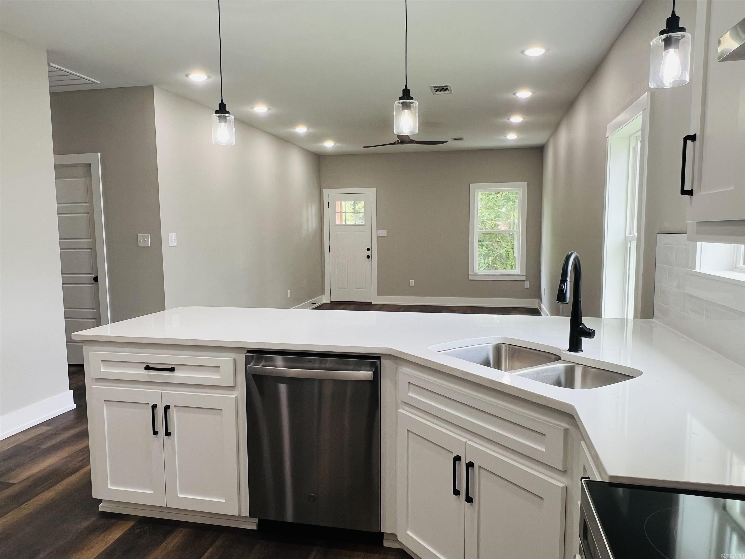 112 S Eagle  Sheridan, AR