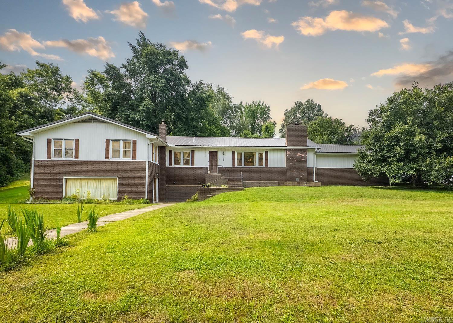 1160 Bethel Avenue  Mammoth Spring, AR