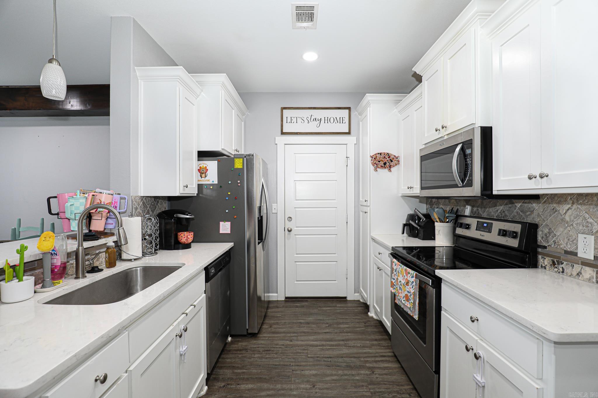 409 CARRIAGE  Benton, AR