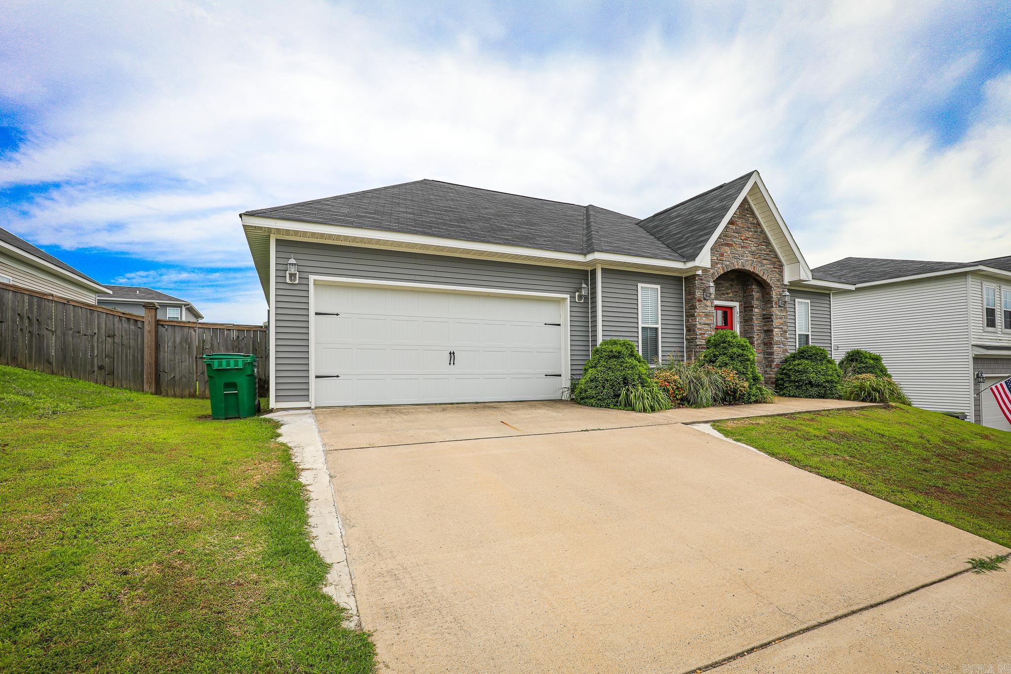409 CARRIAGE  Benton, AR
