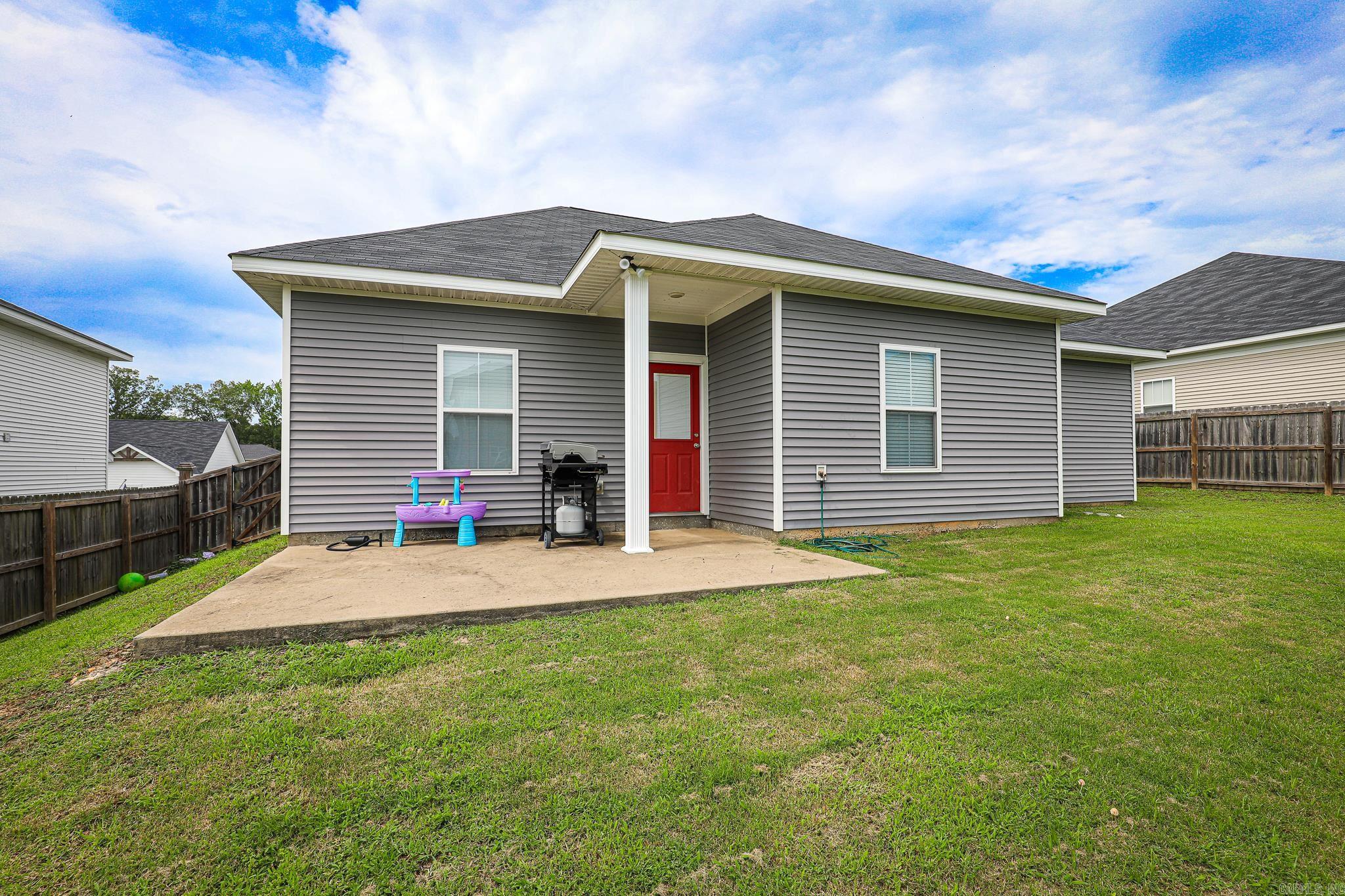 409 CARRIAGE  Benton, AR