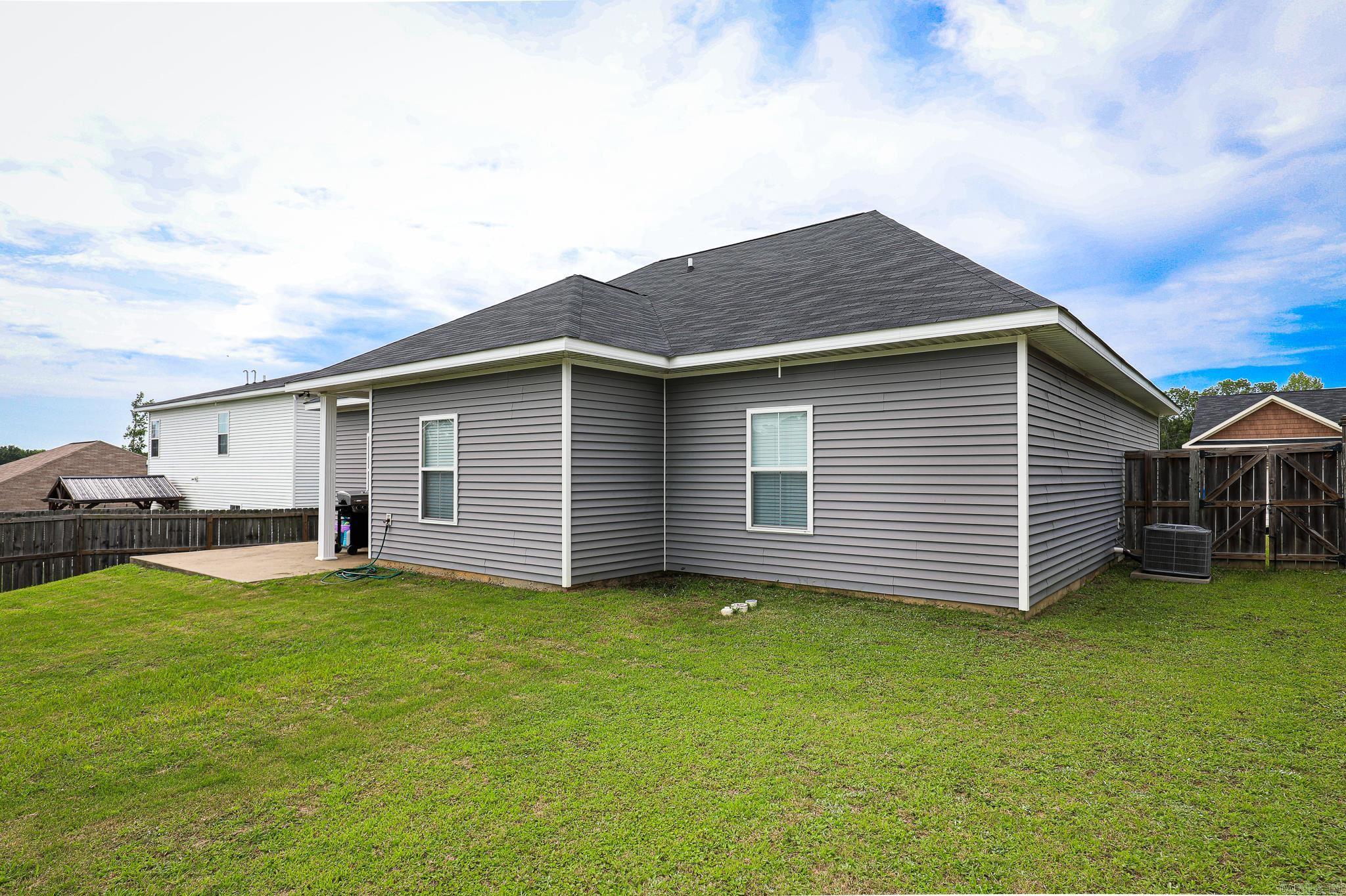 409 CARRIAGE  Benton, AR
