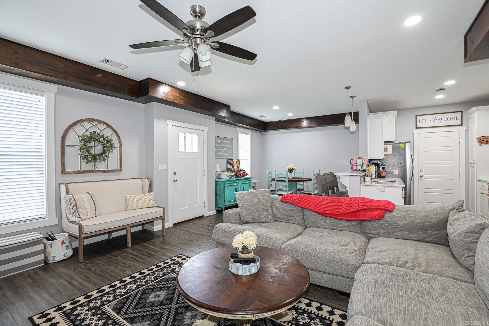 409 CARRIAGE  Benton, AR