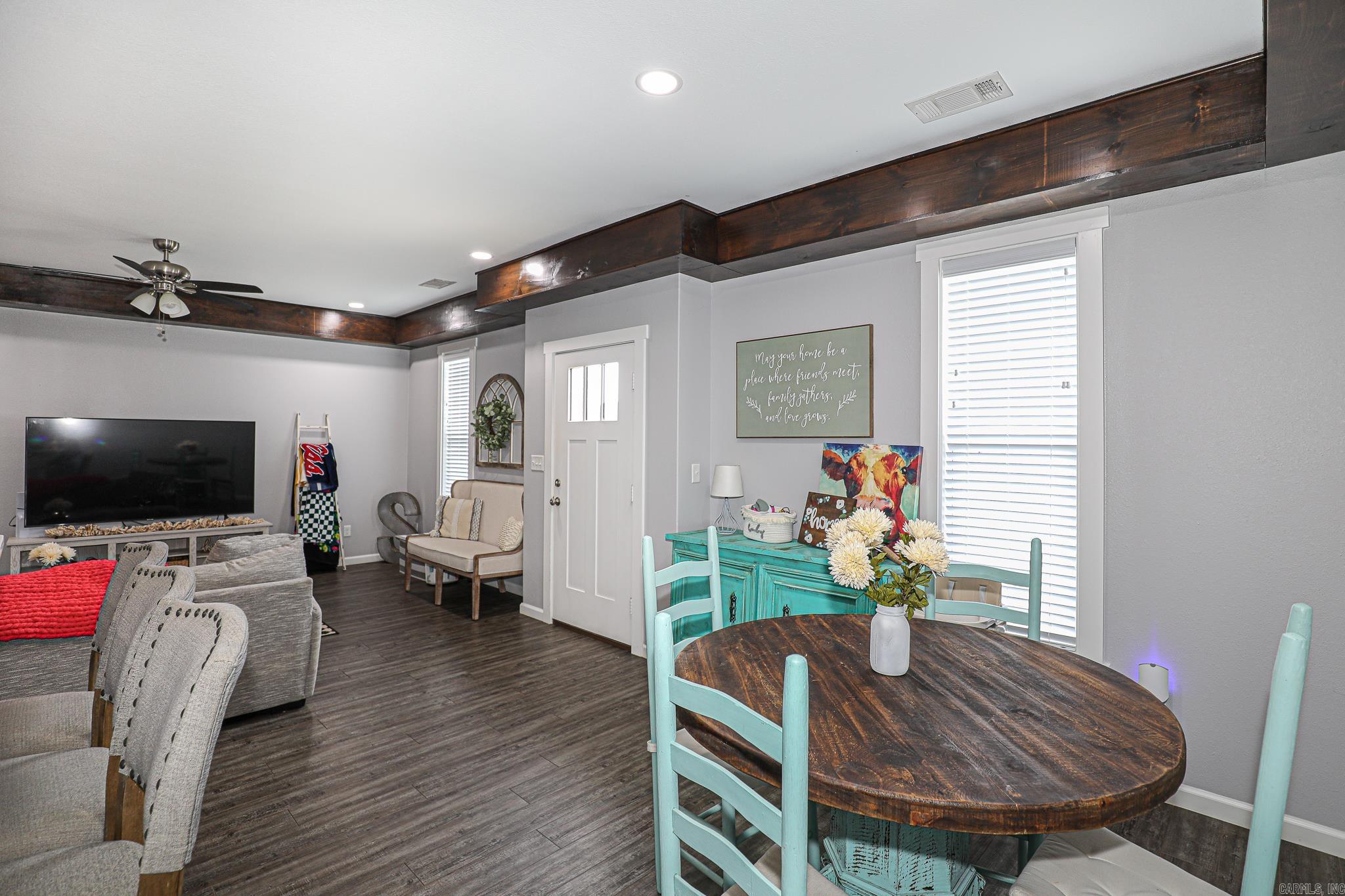 409 CARRIAGE  Benton, AR