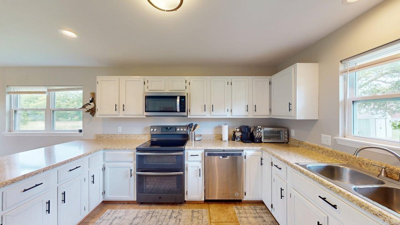 6 Russell  Hattieville, AR