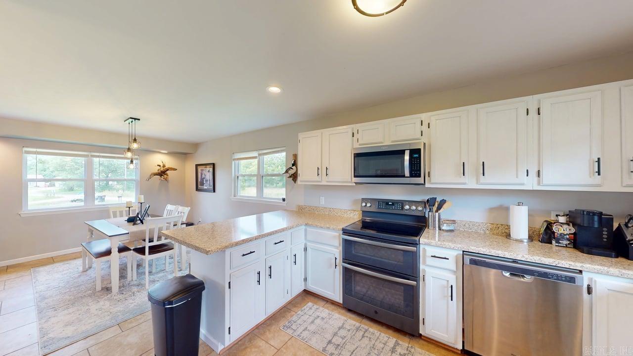 6 Russell  Hattieville, AR