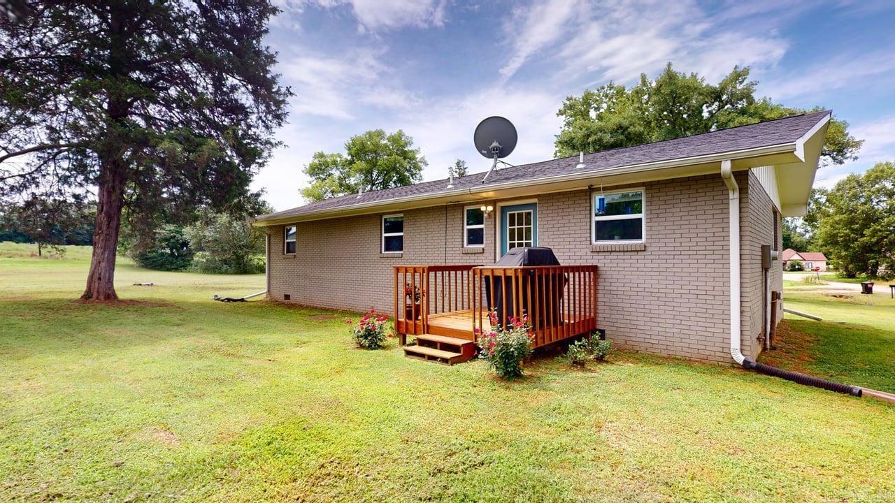 6 Russell  Hattieville, AR