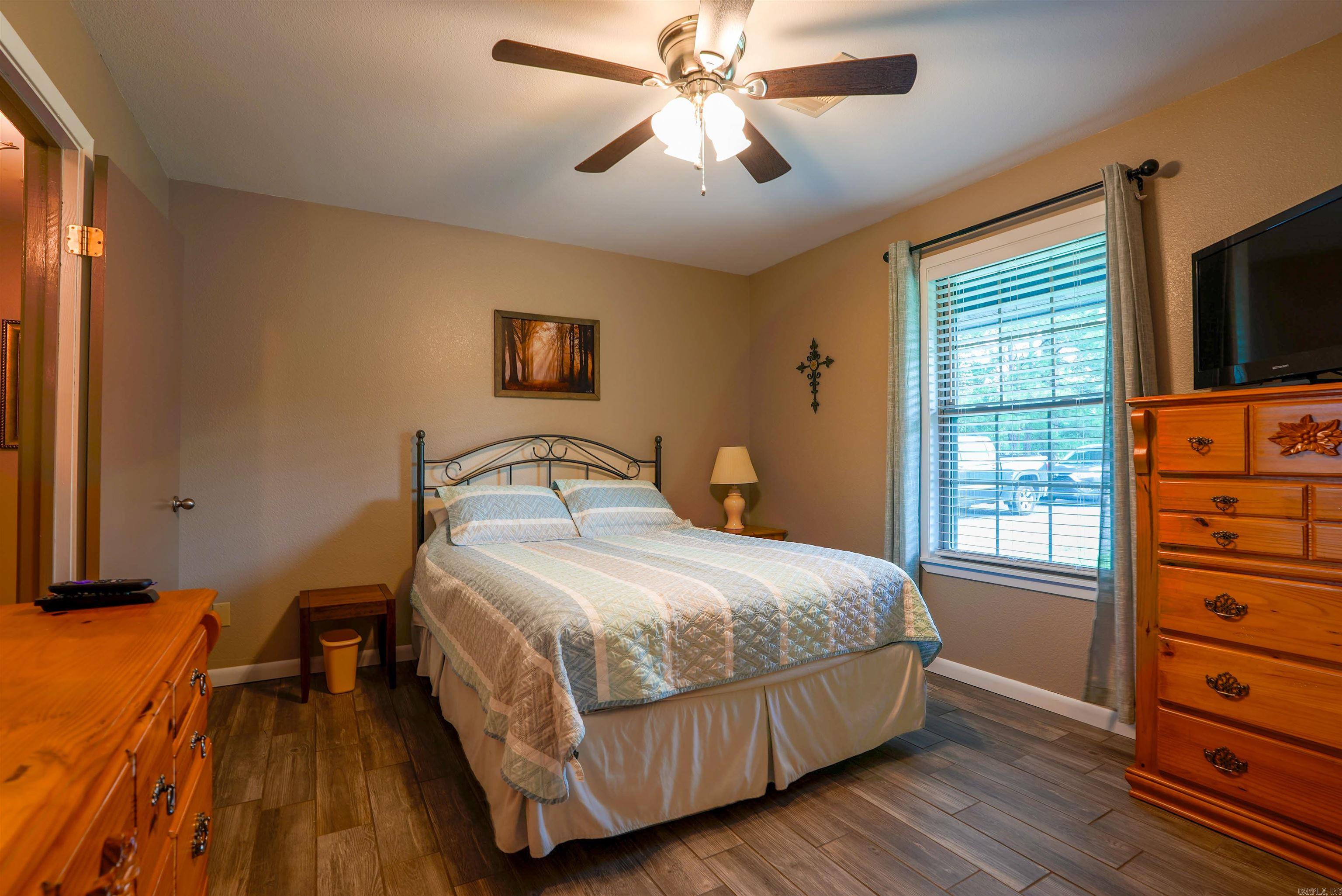 2592 HWY 270 E  Mount Ida, AR