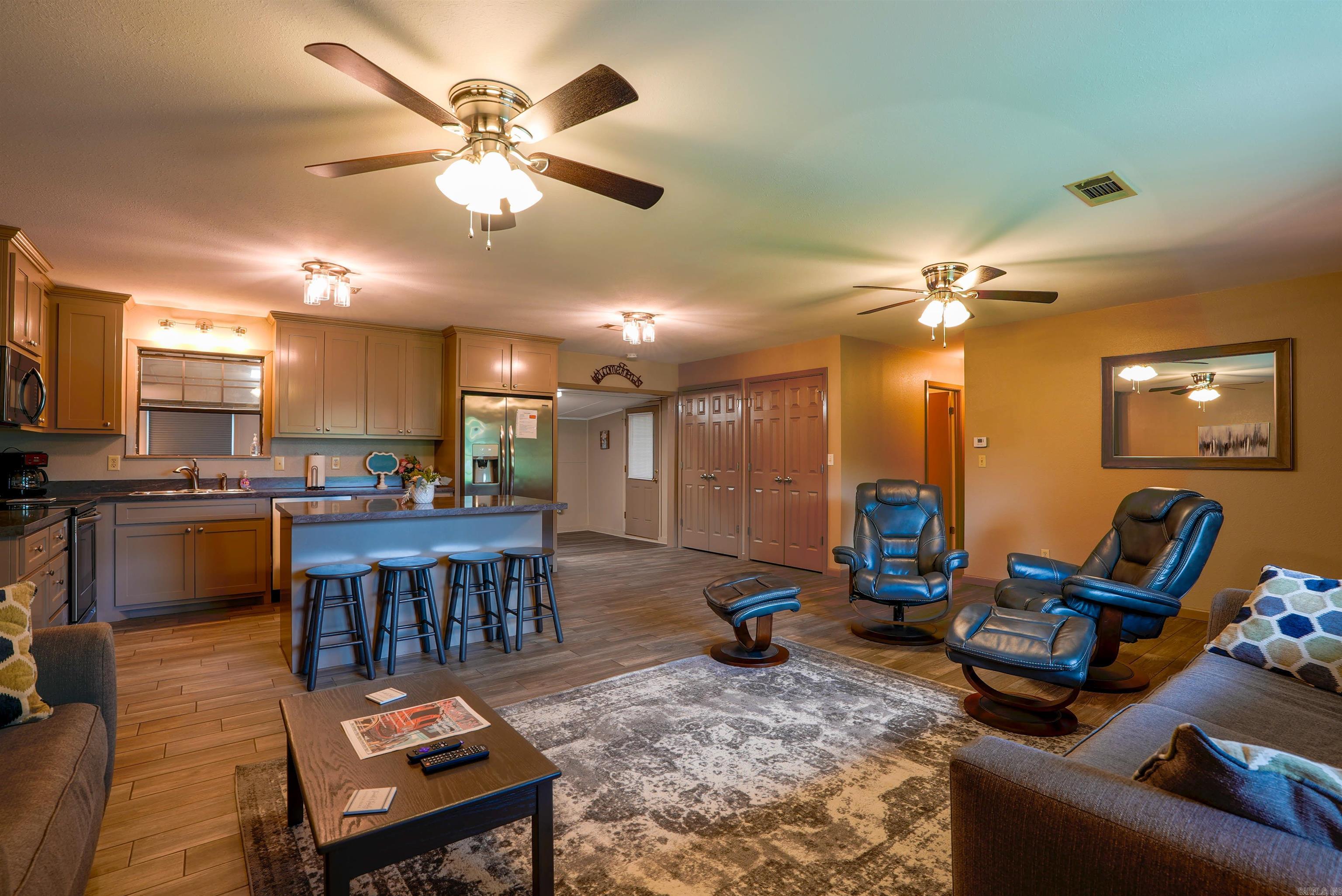 2592 HWY 270 E  Mount Ida, AR