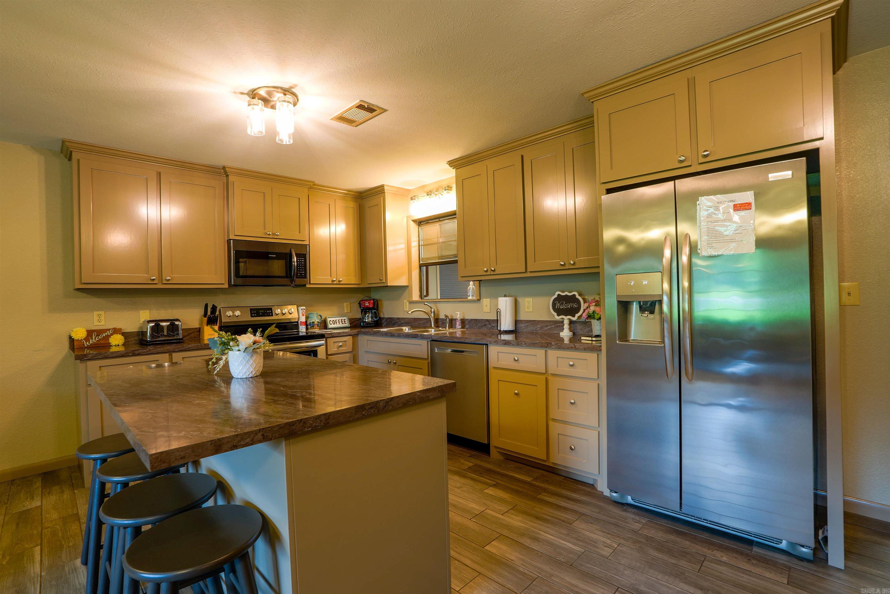 2592 HWY 270 E  Mount Ida, AR