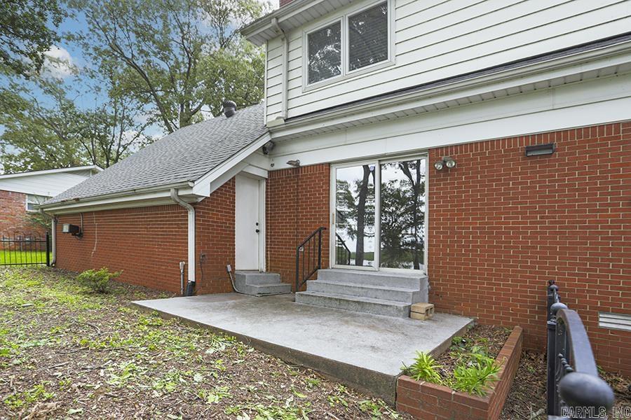 202 Indianhead Drive  Sherwood, AR