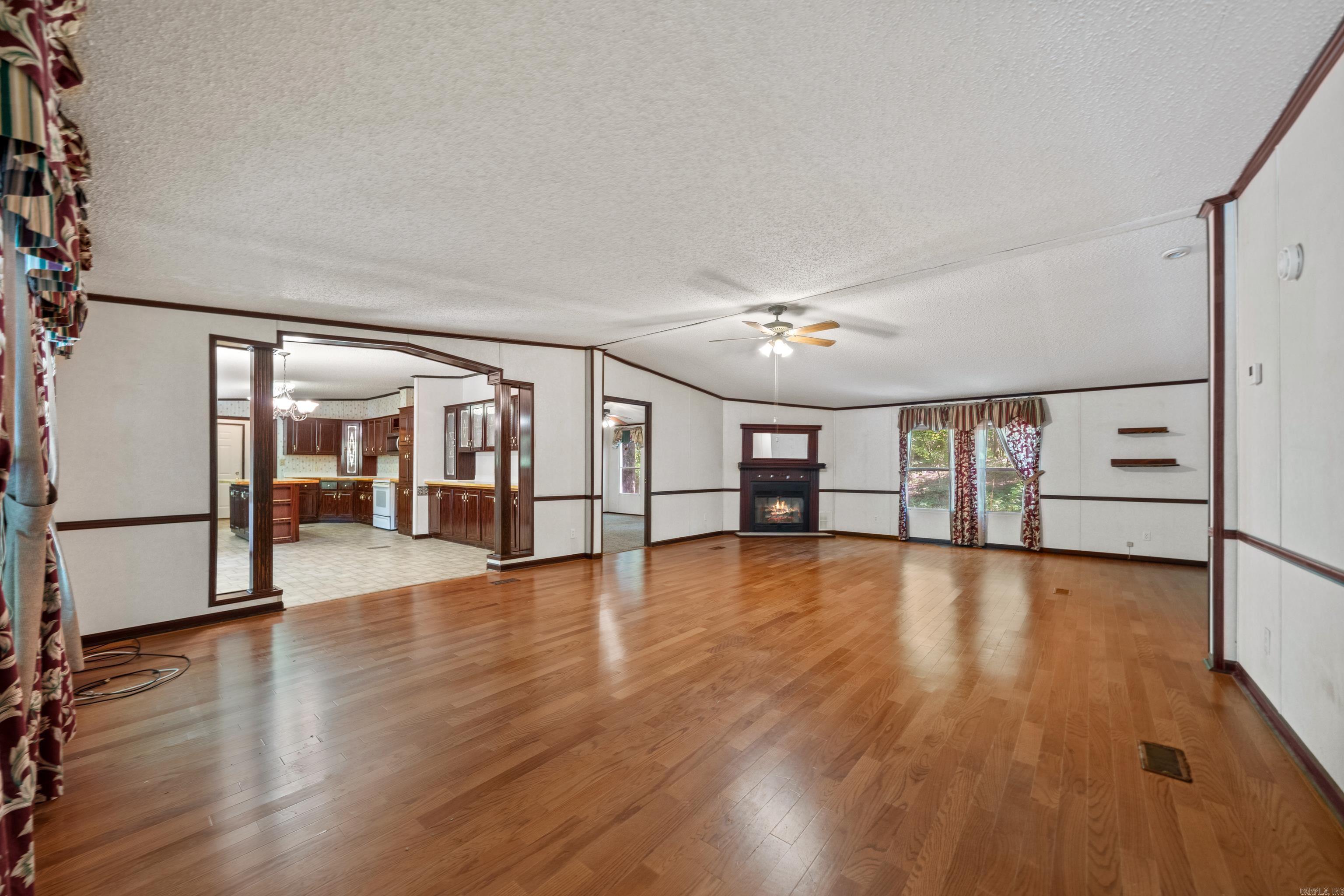 79 Labelle  Mount Ida, AR