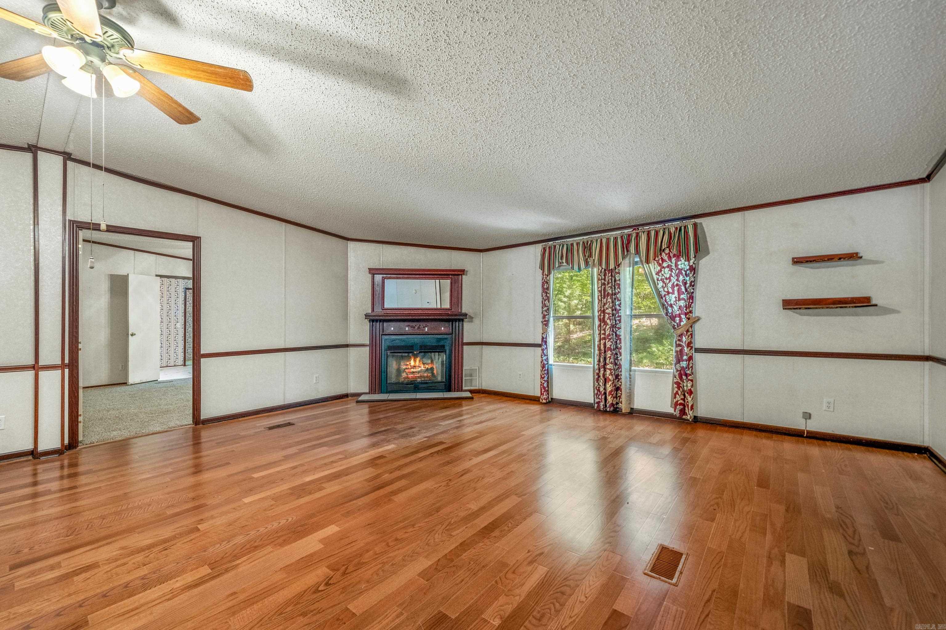 79 Labelle  Mount Ida, AR