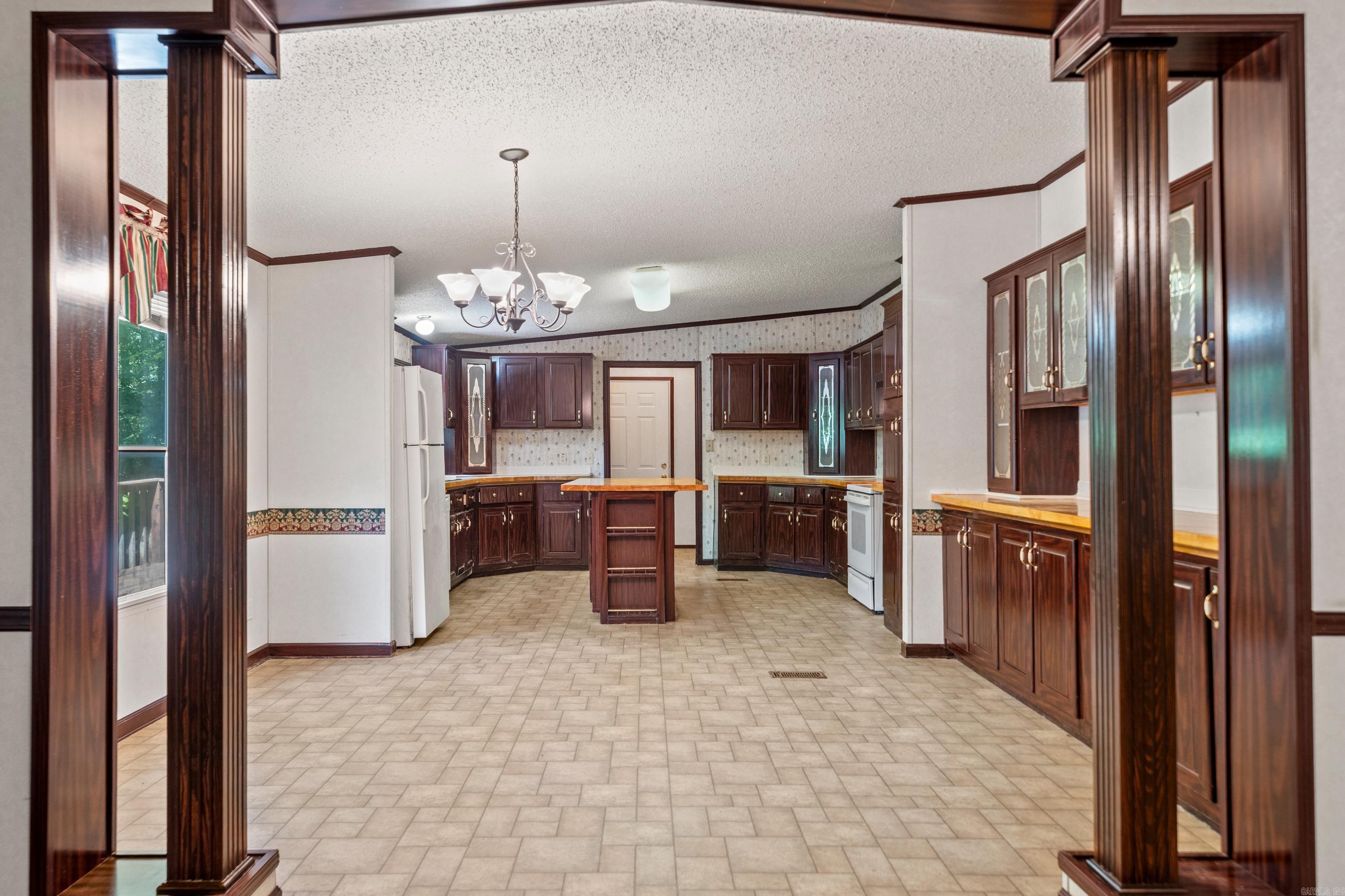 79 Labelle  Mount Ida, AR