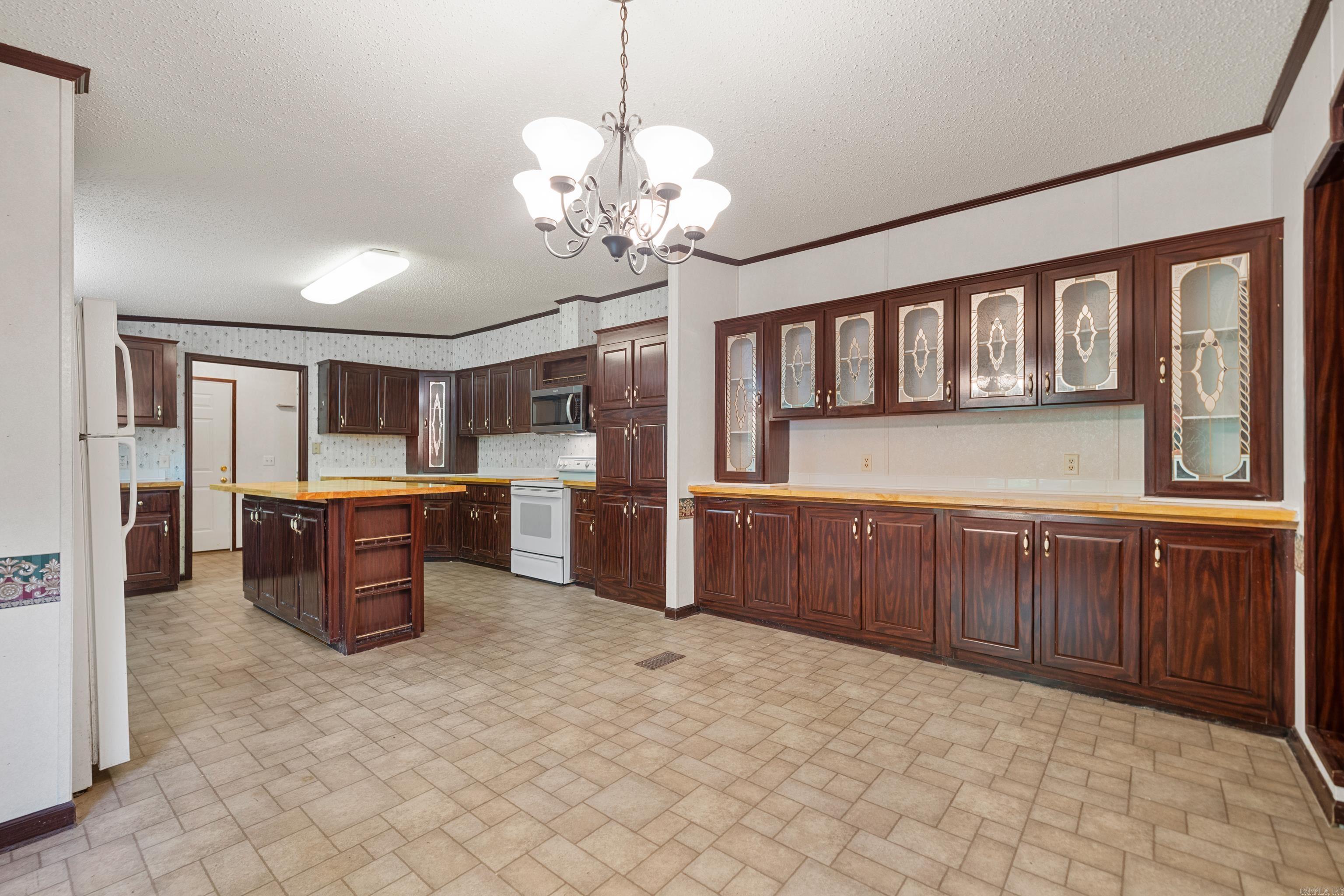 79 Labelle  Mount Ida, AR