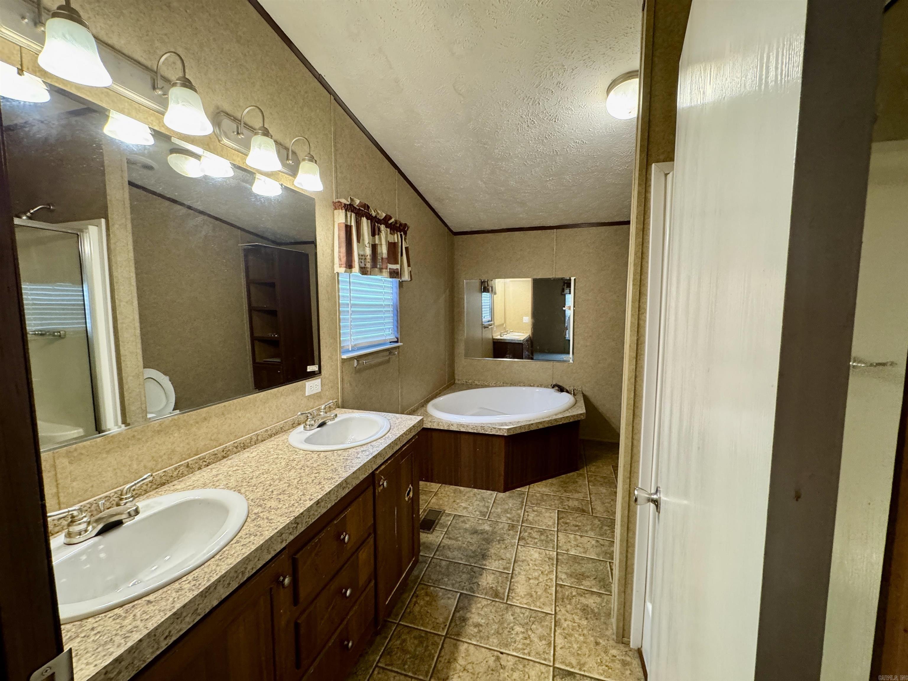 800 Mount Moriah  Bonnerdale, AR