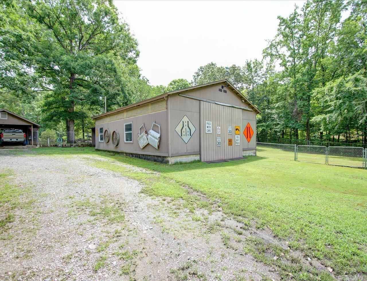 32 Cinnamon  Mount Ida, AR