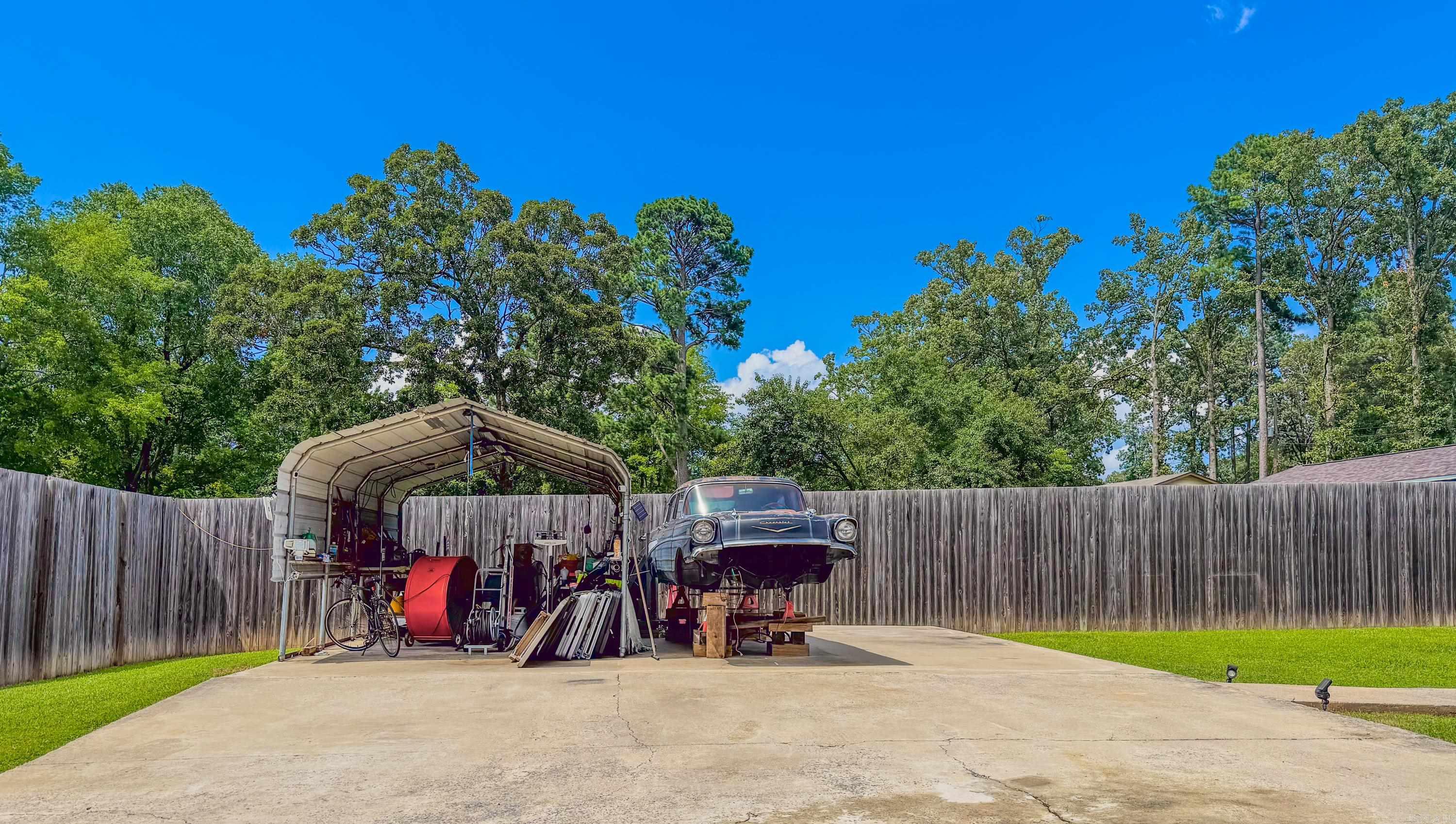 3110 Whispering oak  Bryant, AR