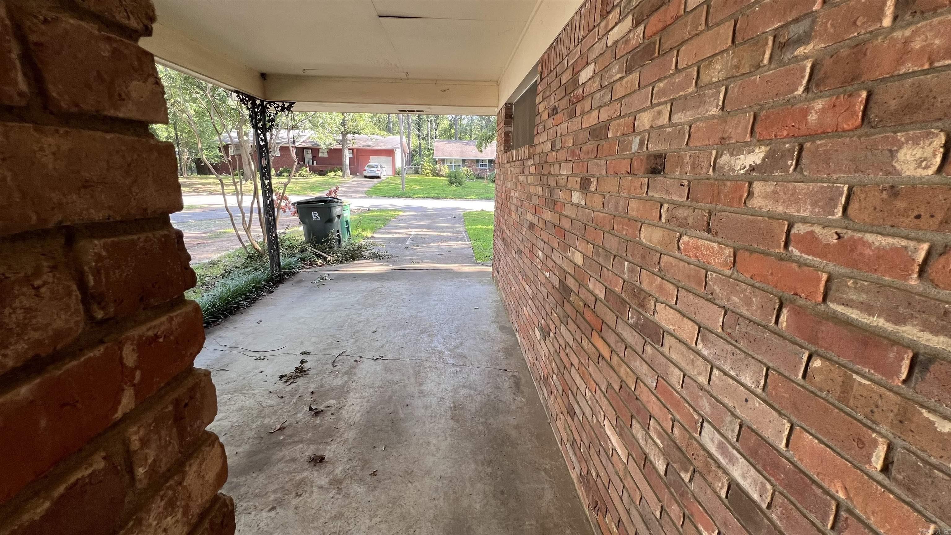 7701 Apache  Little Rock, AR