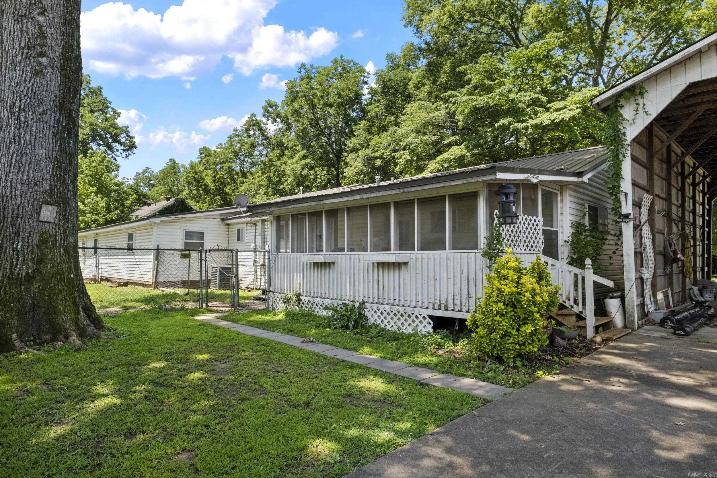 309 N Seaman  McCrory, AR