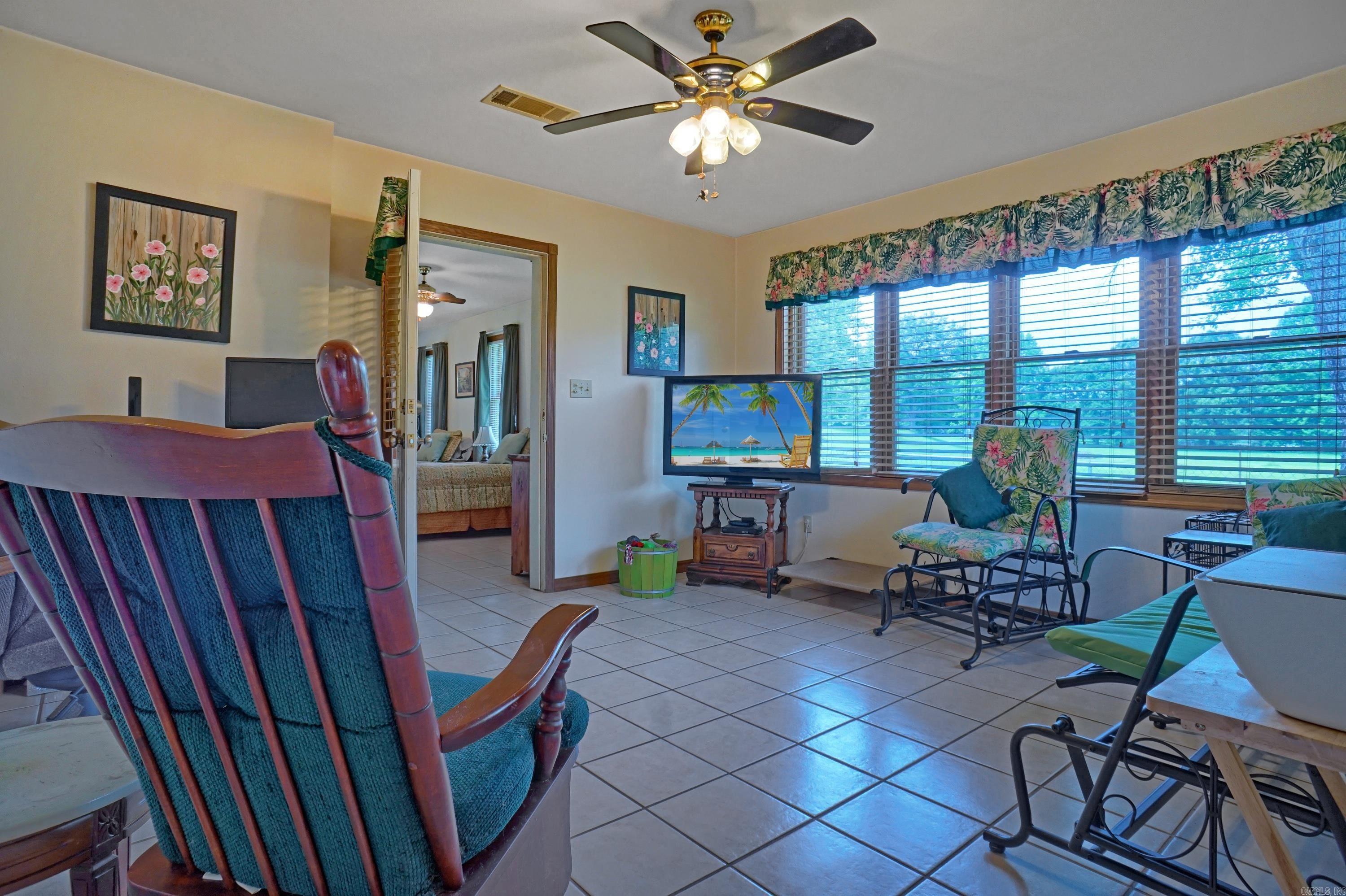 23 Fisher  Dover, AR