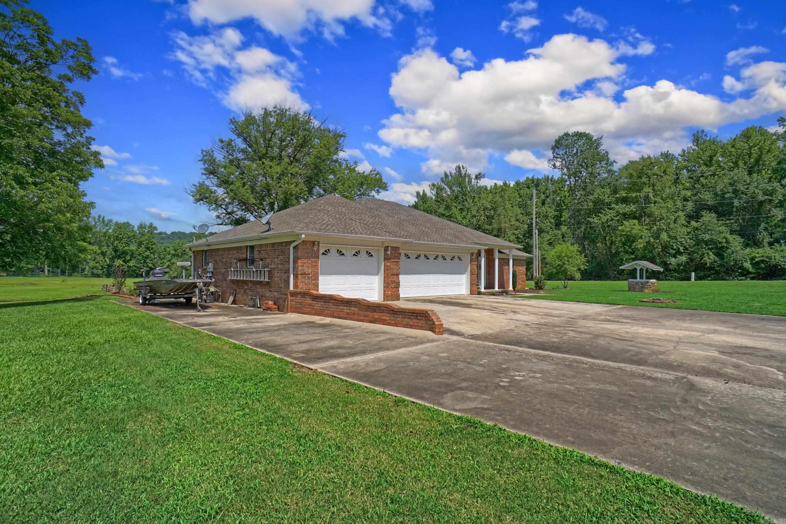 23 Fisher  Dover, AR