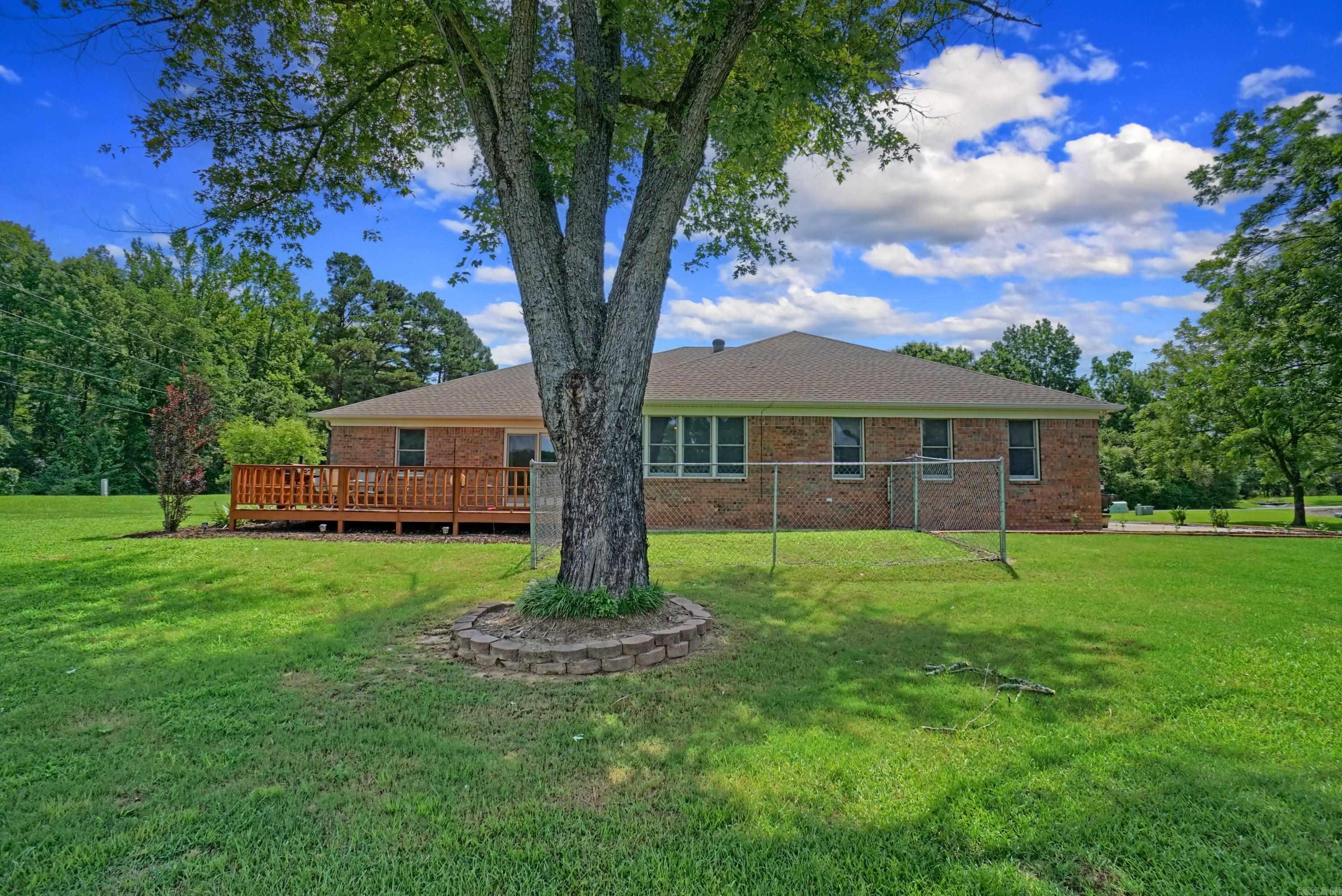 23 Fisher  Dover, AR