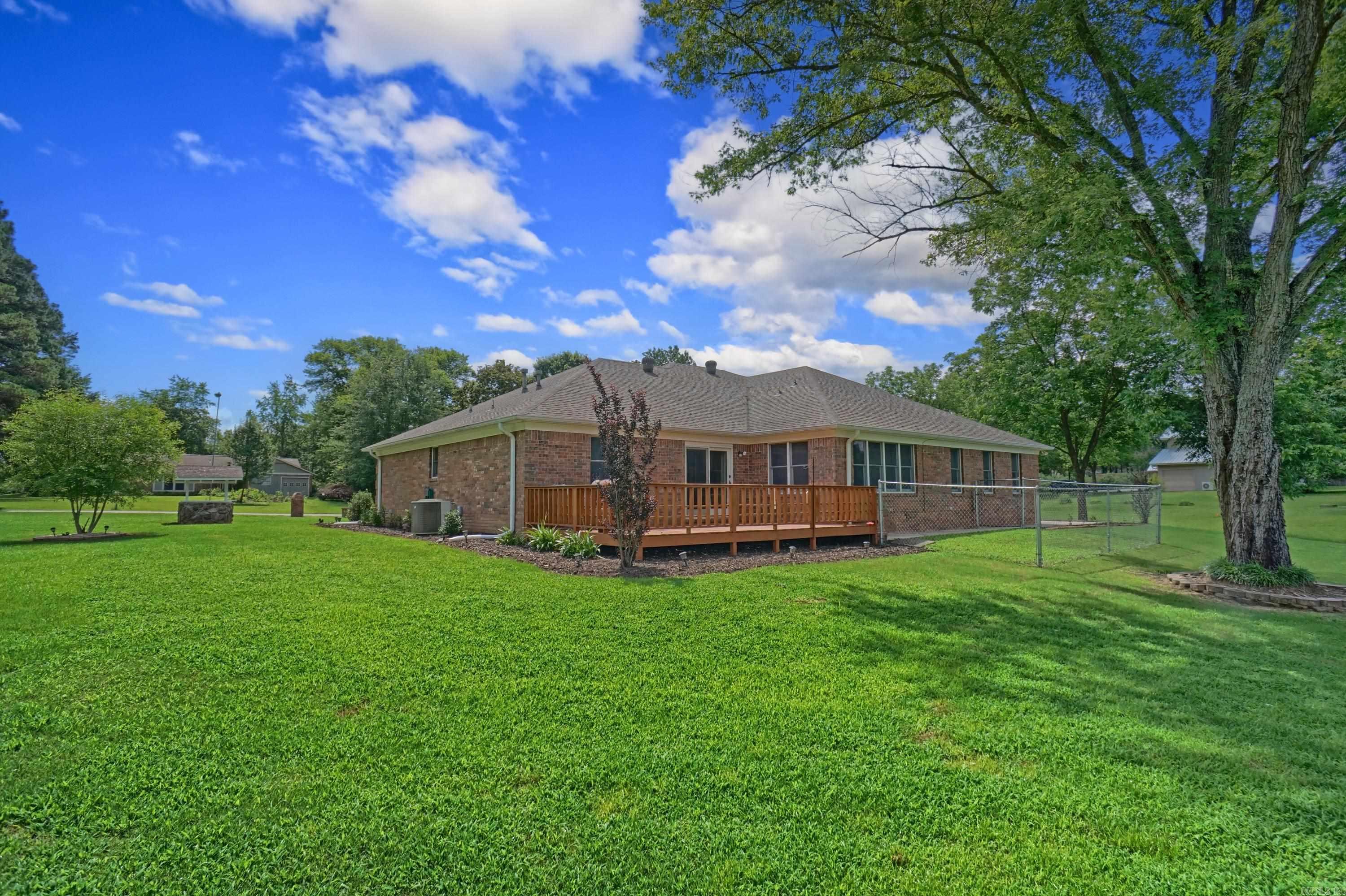 23 Fisher  Dover, AR