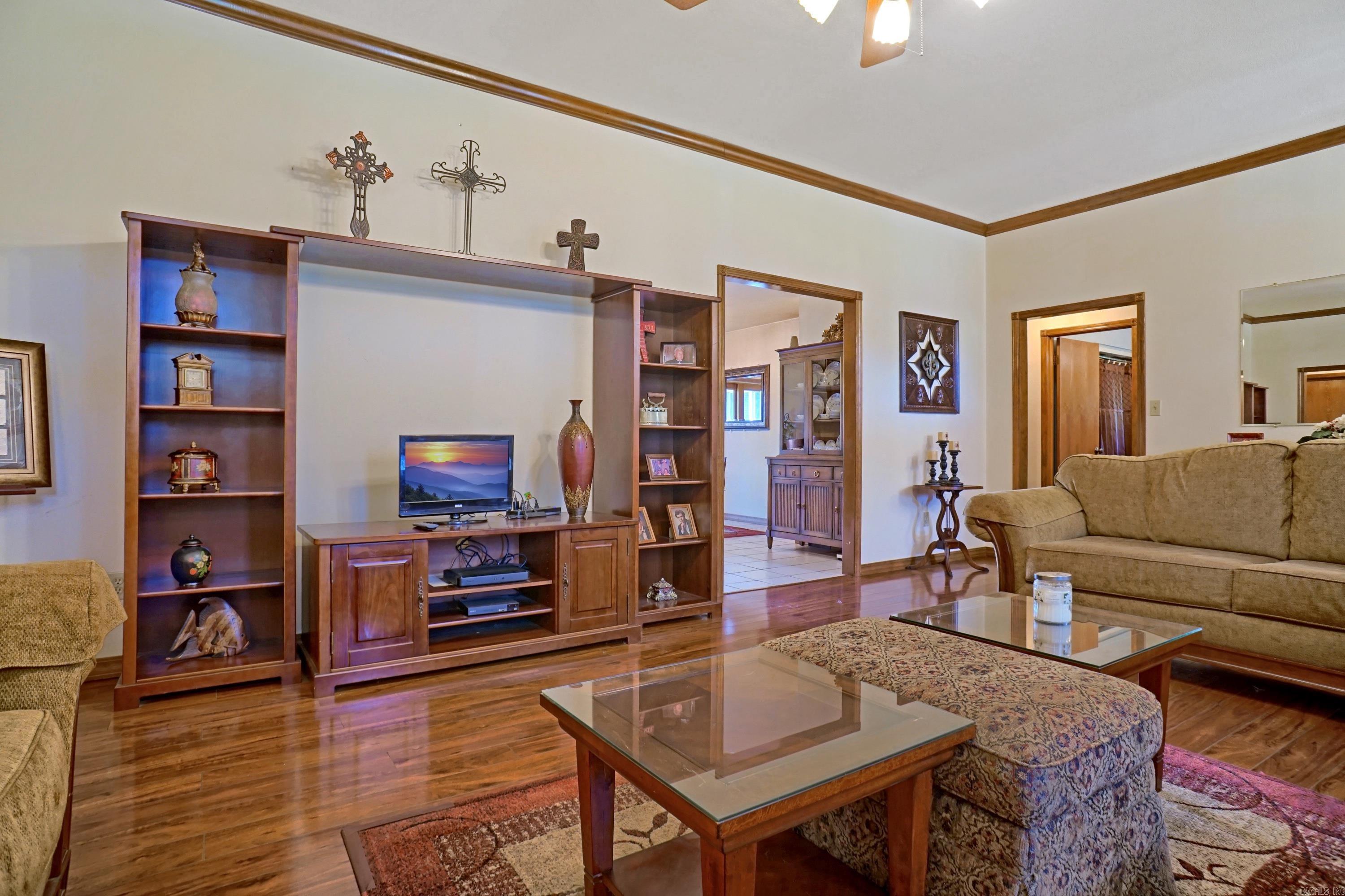 23 Fisher  Dover, AR