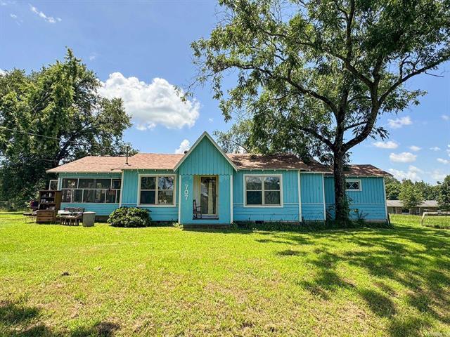 707  College St.  Coal Hill, AR