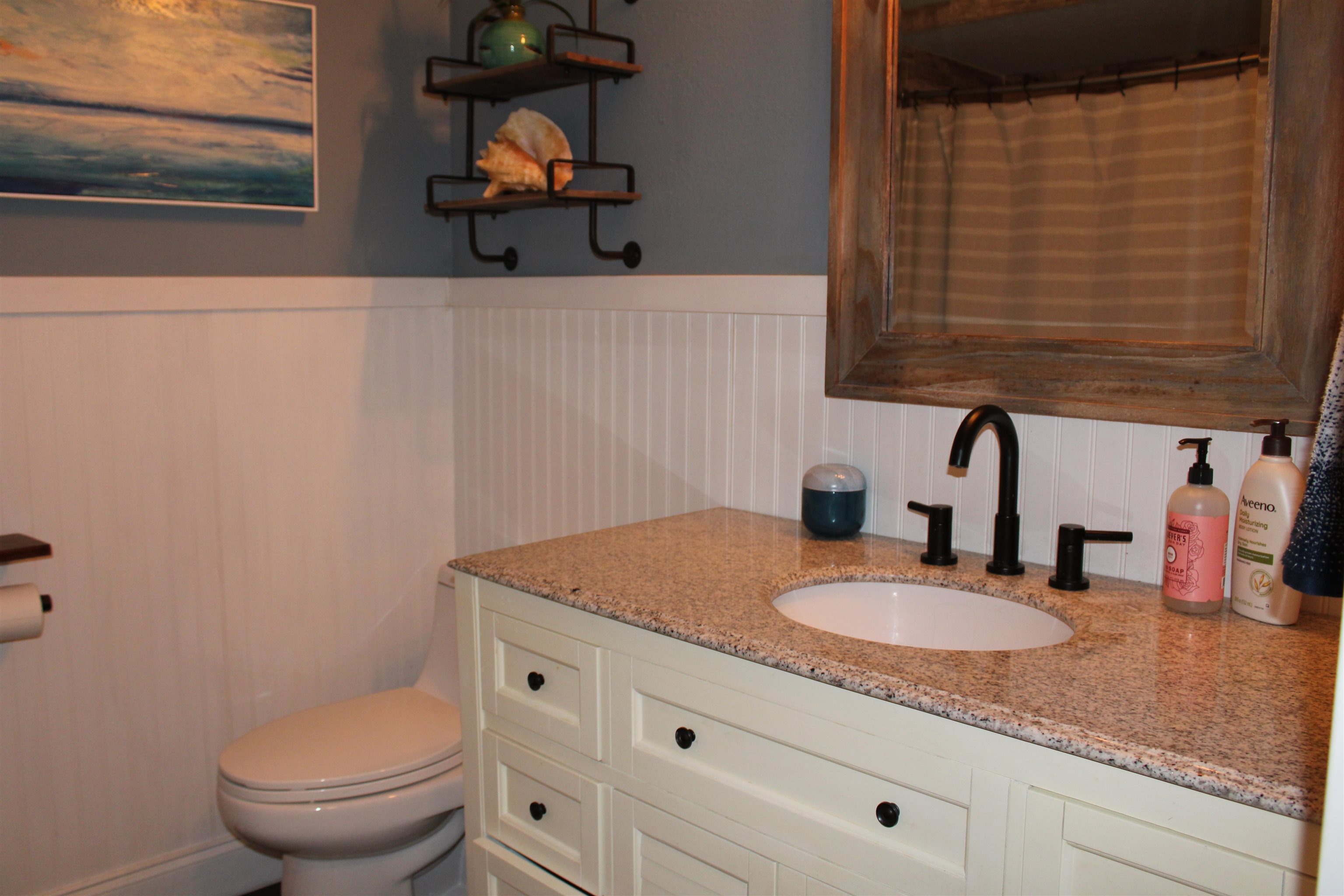 1008 Locust  Mountain Home, AR
