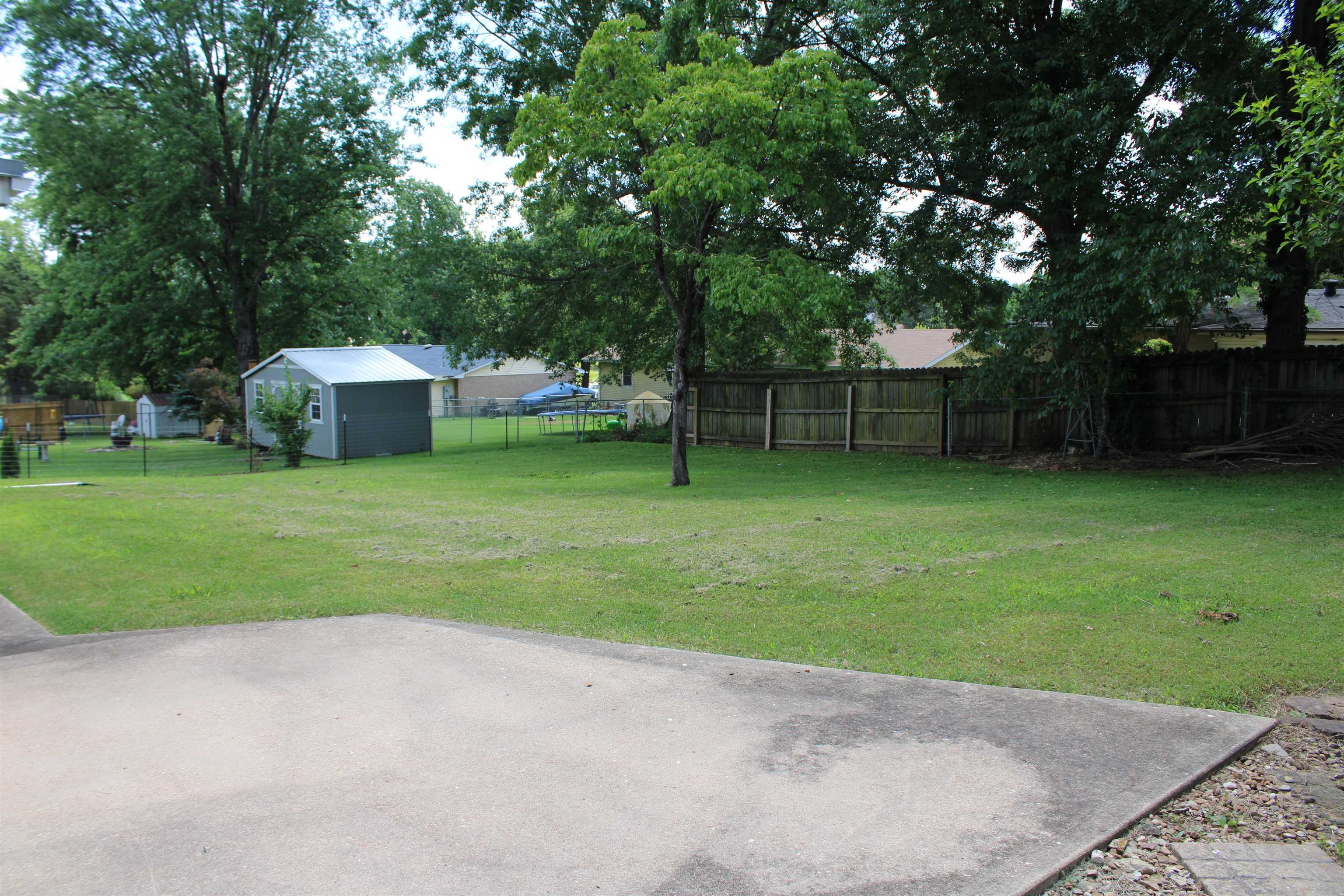 1008 Locust  Mountain Home, AR