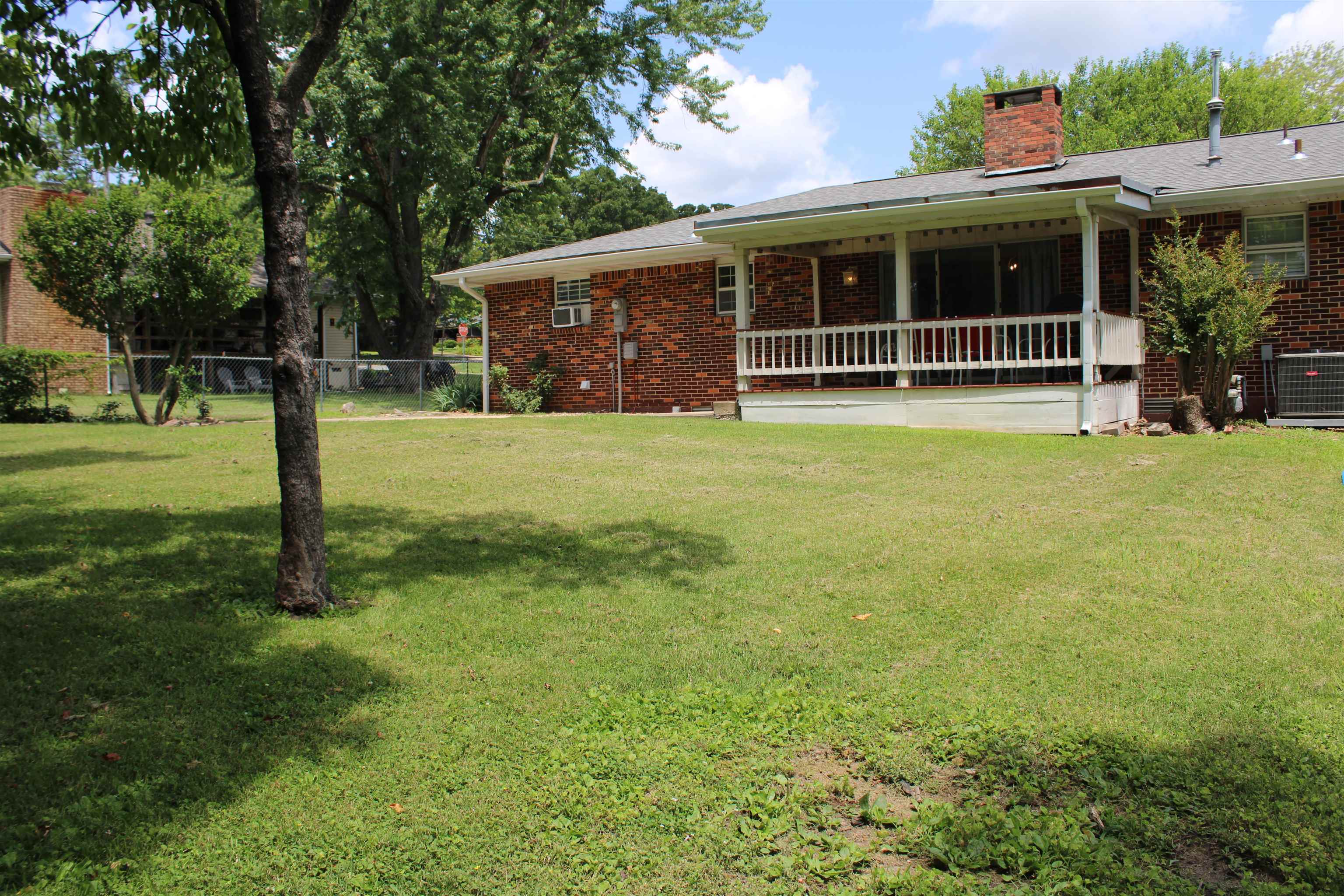 1008 Locust  Mountain Home, AR